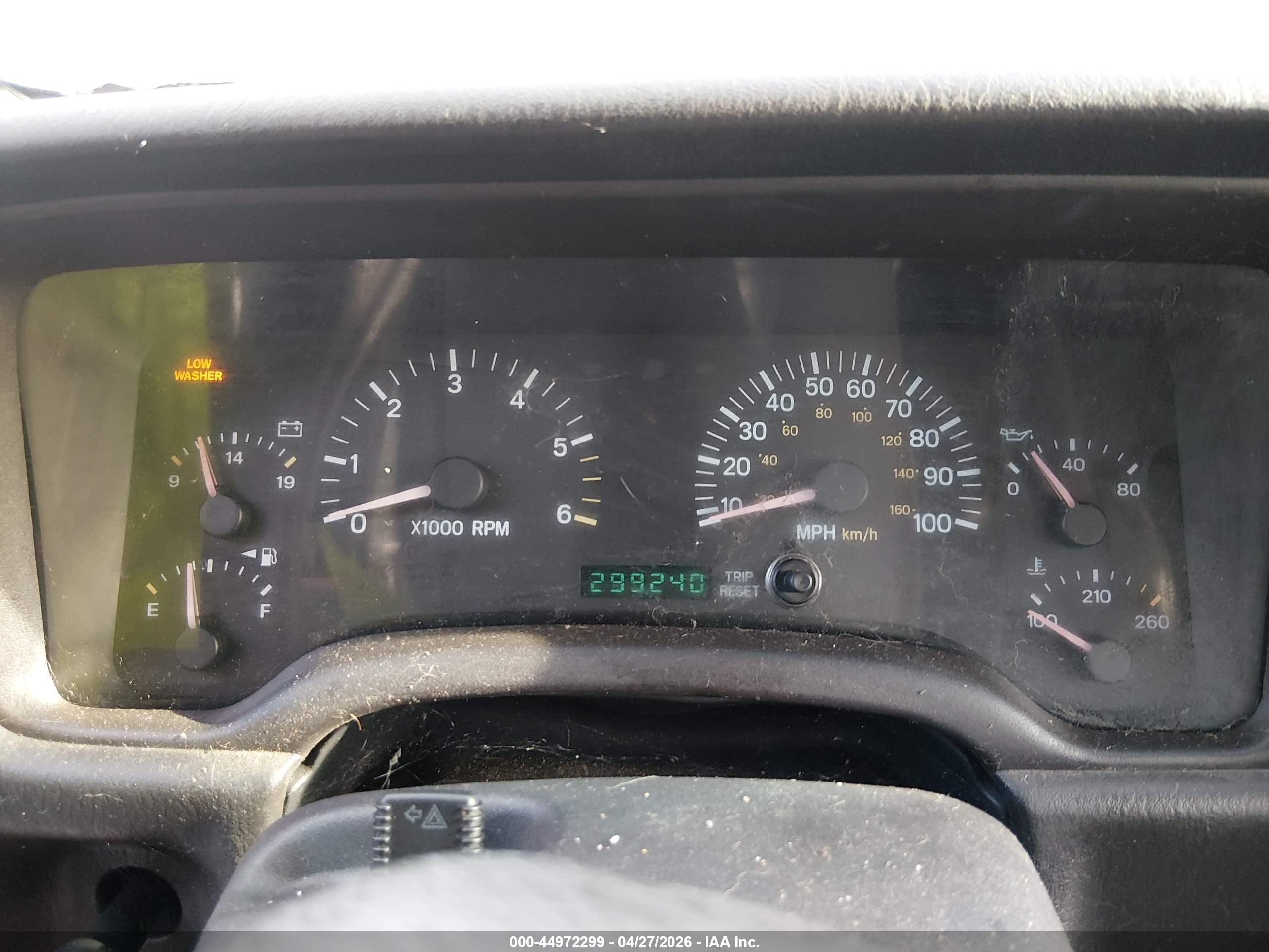 JEEP CHEROKEE image 7