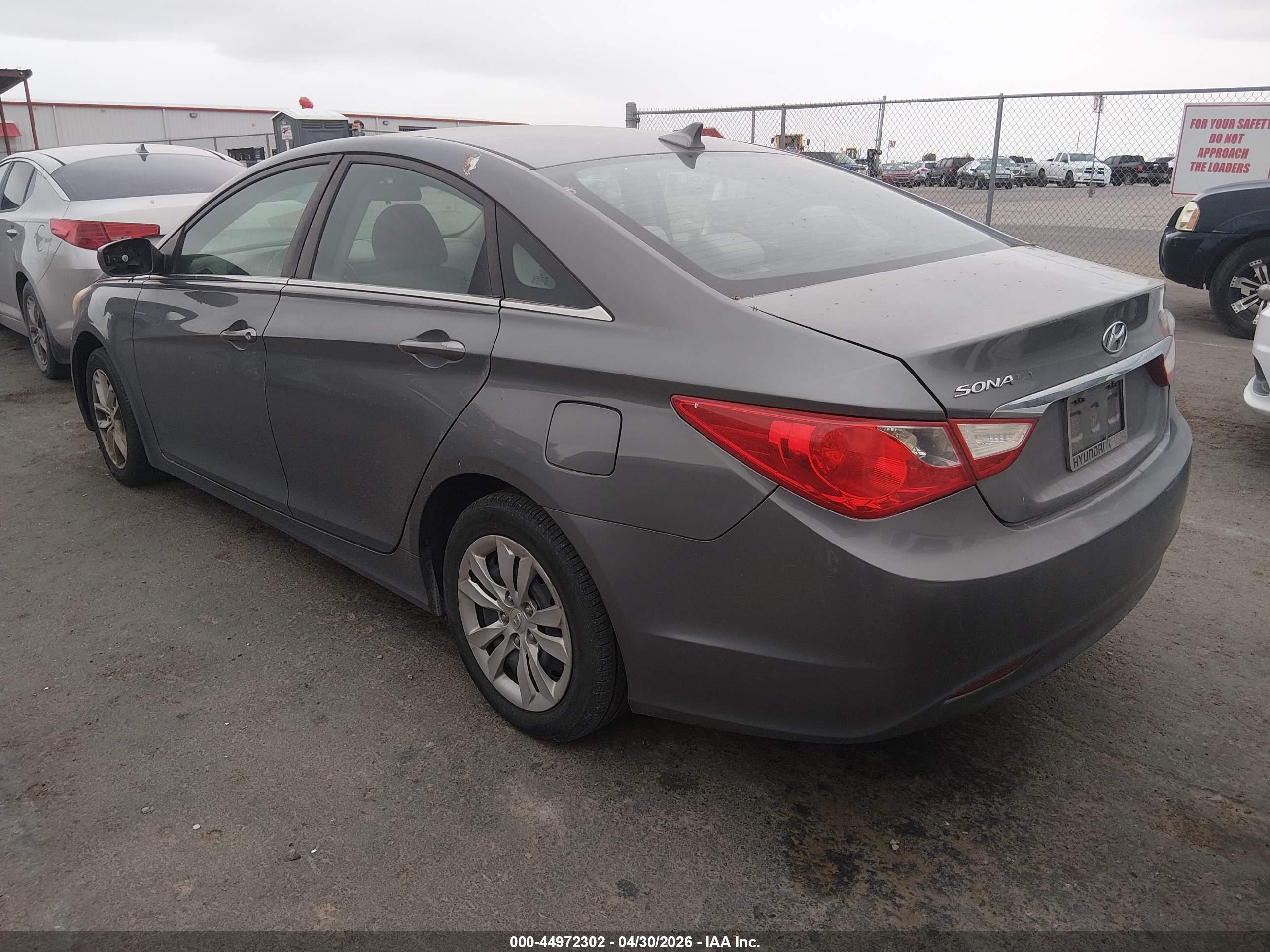 HYUNDAI SONATA image 3