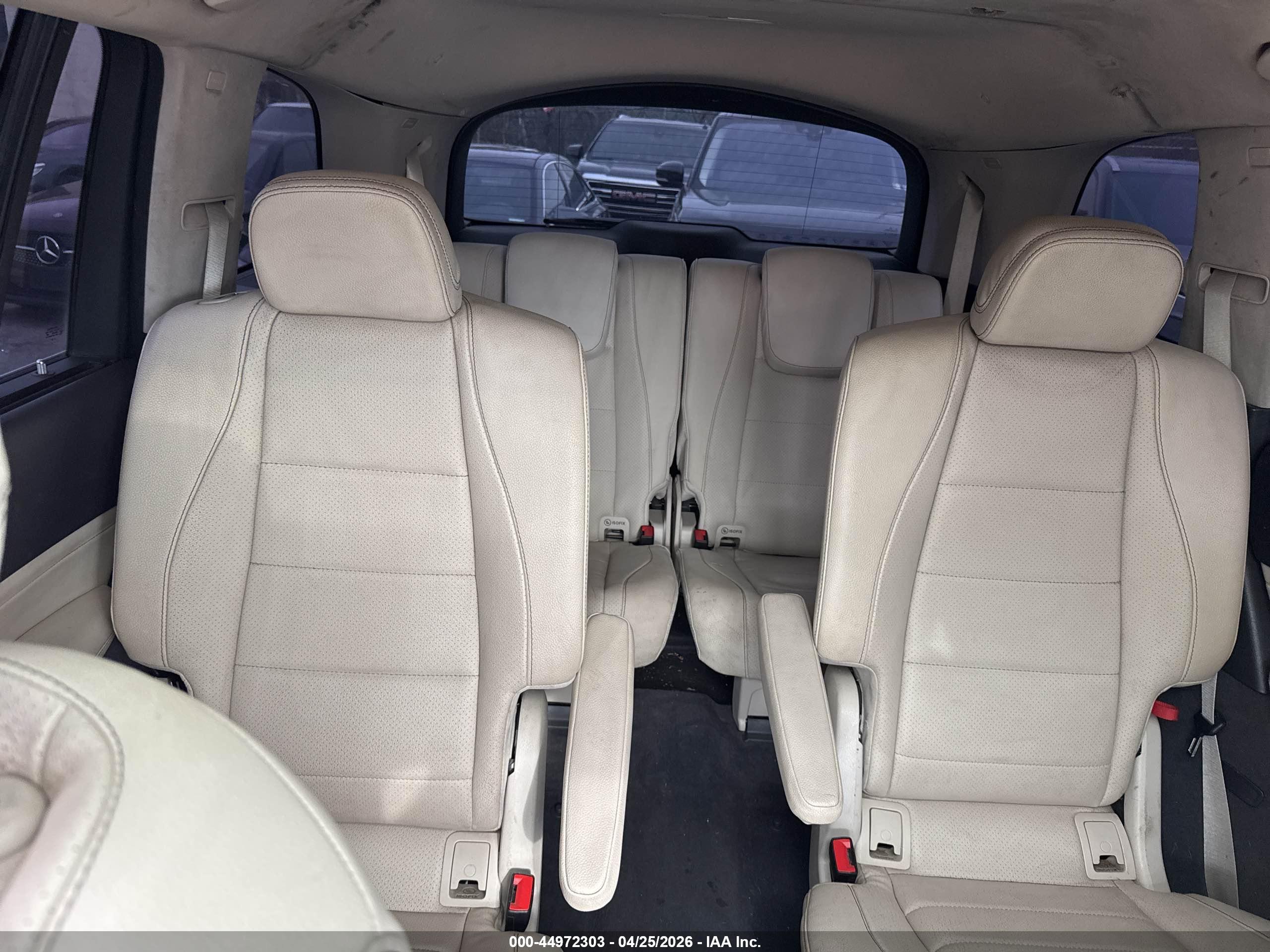 MERCEDES-BENZ GLS image 6