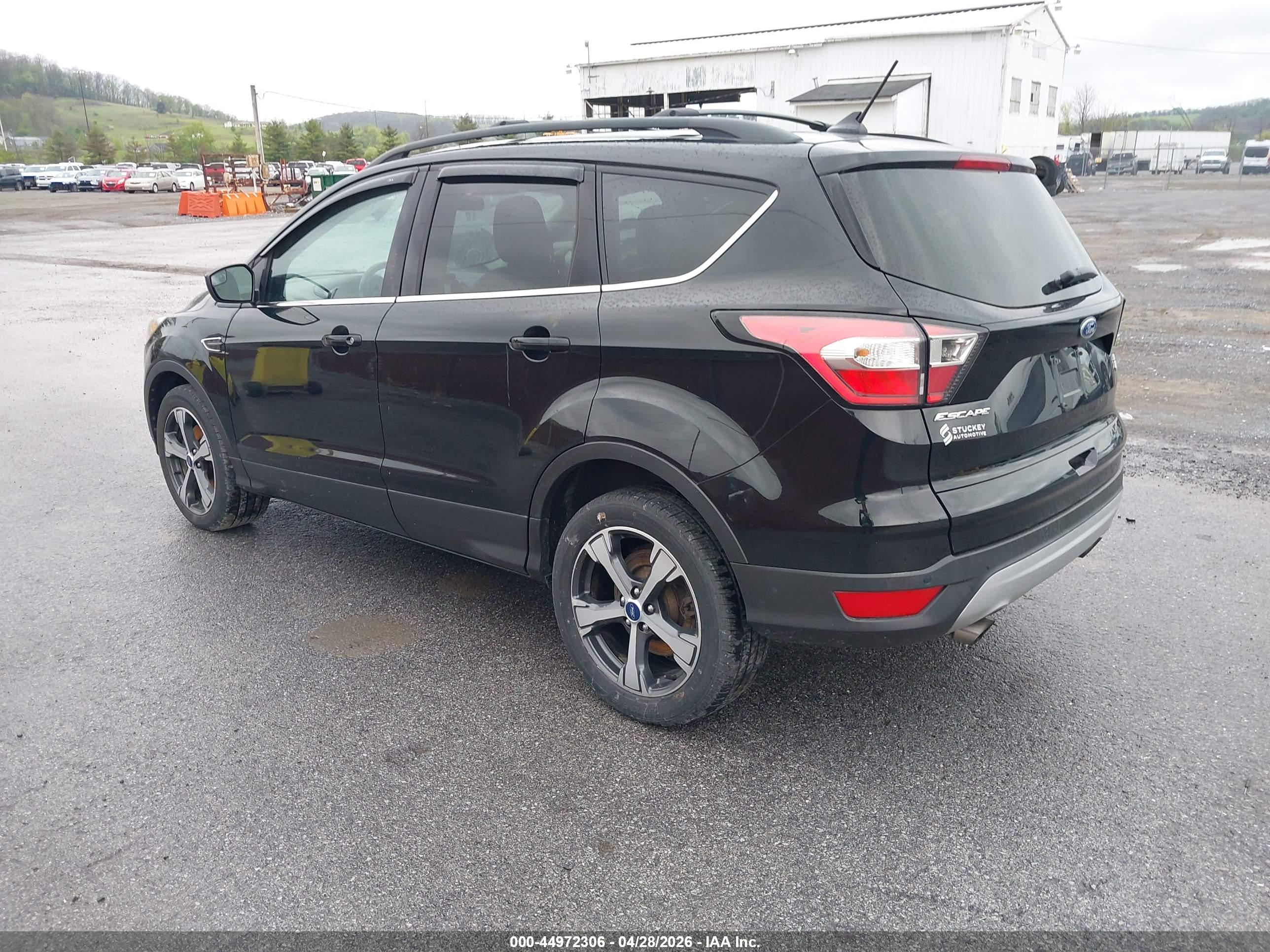 FORD ESCAPE image 3