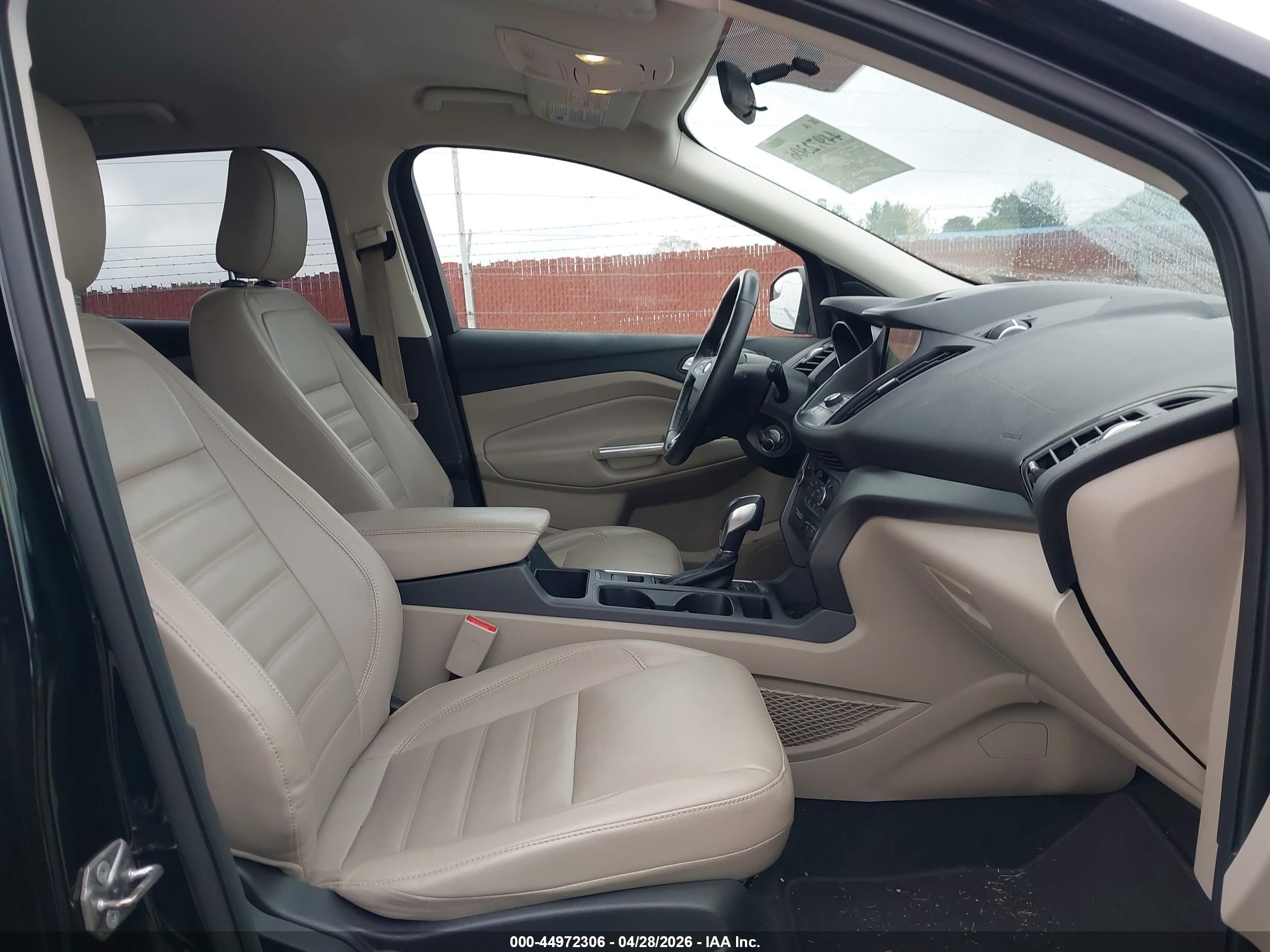 FORD ESCAPE image 5