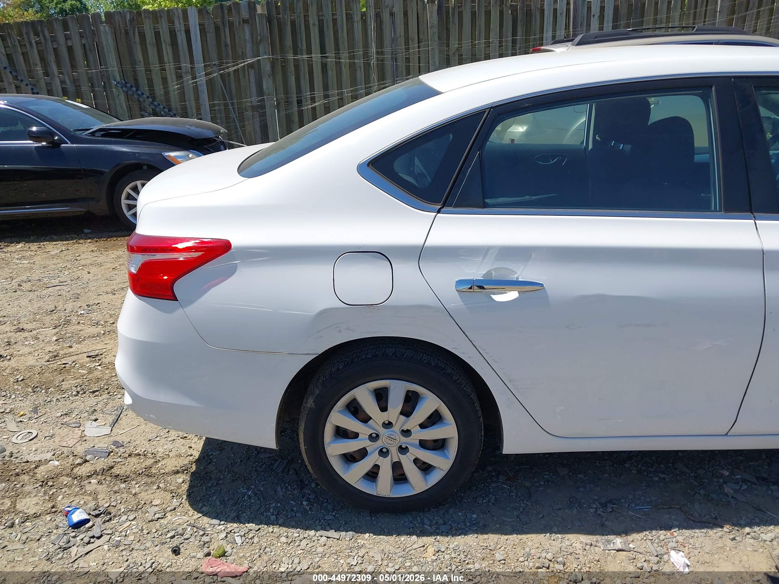 NISSAN SENTRA image 6
