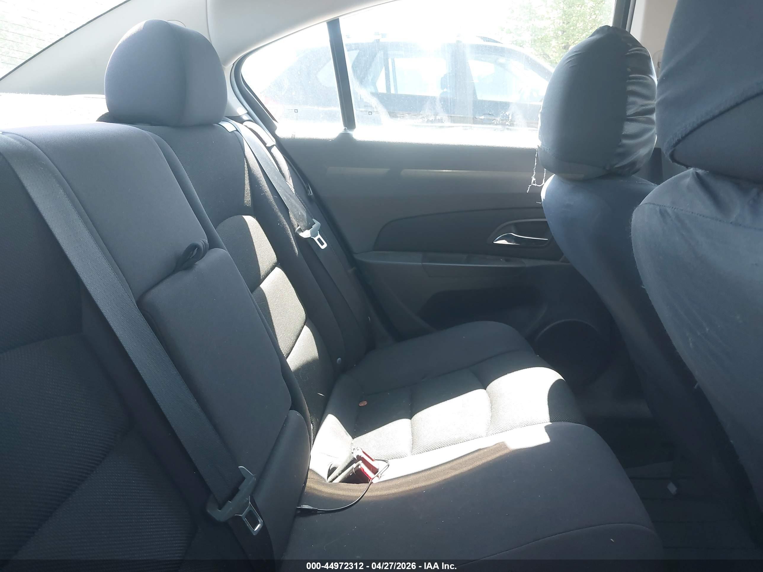 CHEVROLET CRUZE image 8