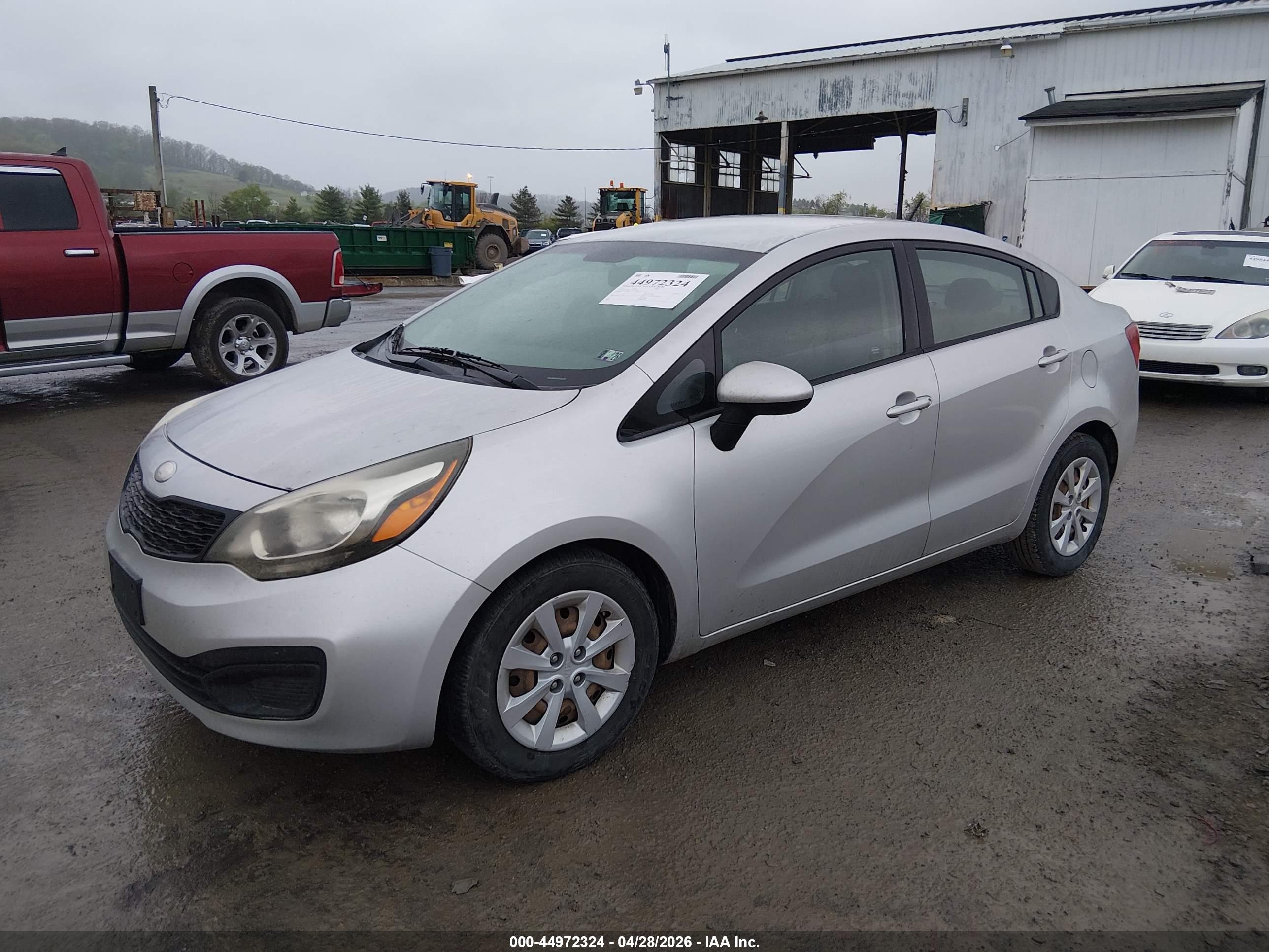 KIA RIO image 2