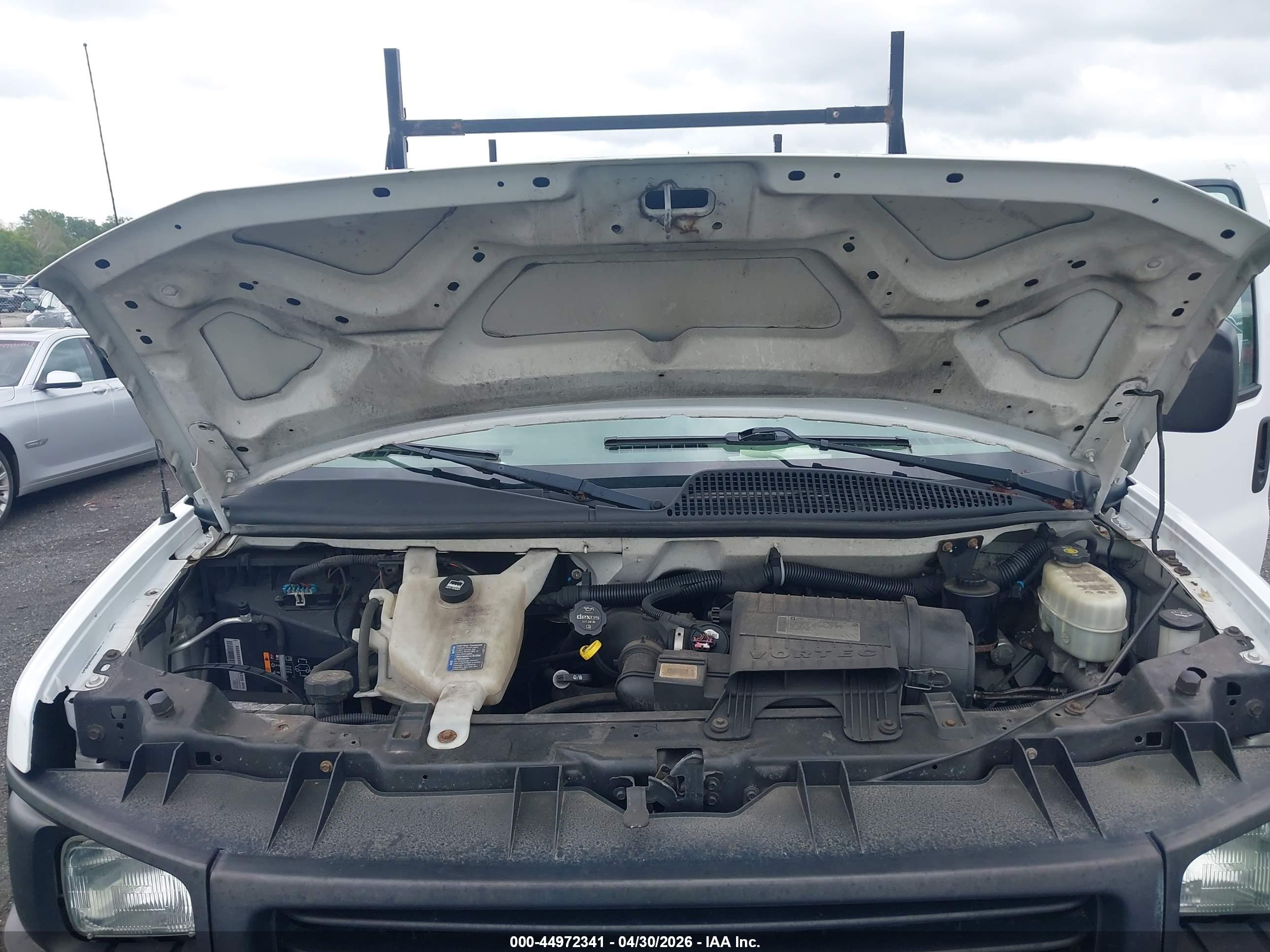 GMC SAVANA image 10