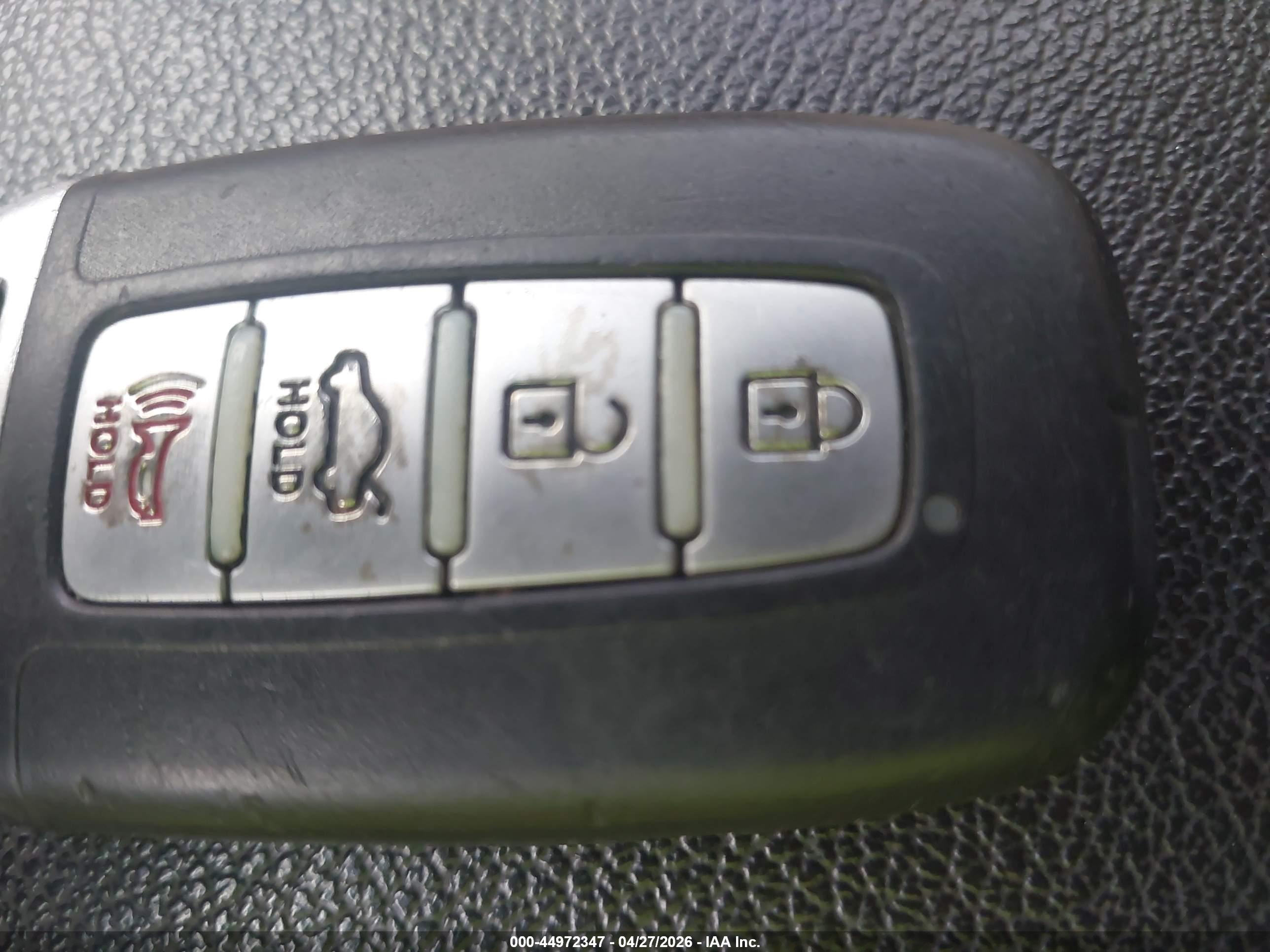 HYUNDAI SONATA image 11