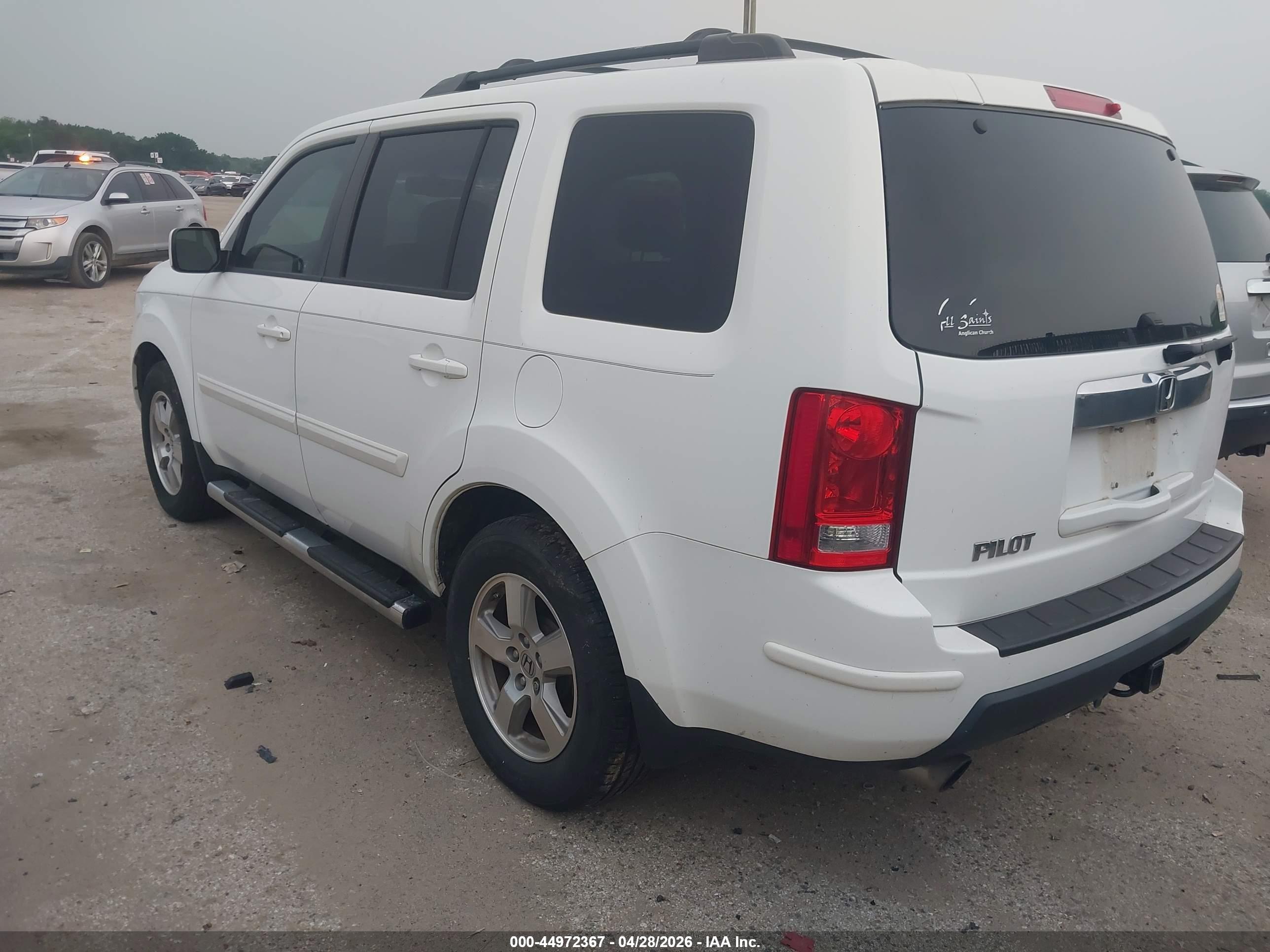 HONDA PILOT image 3