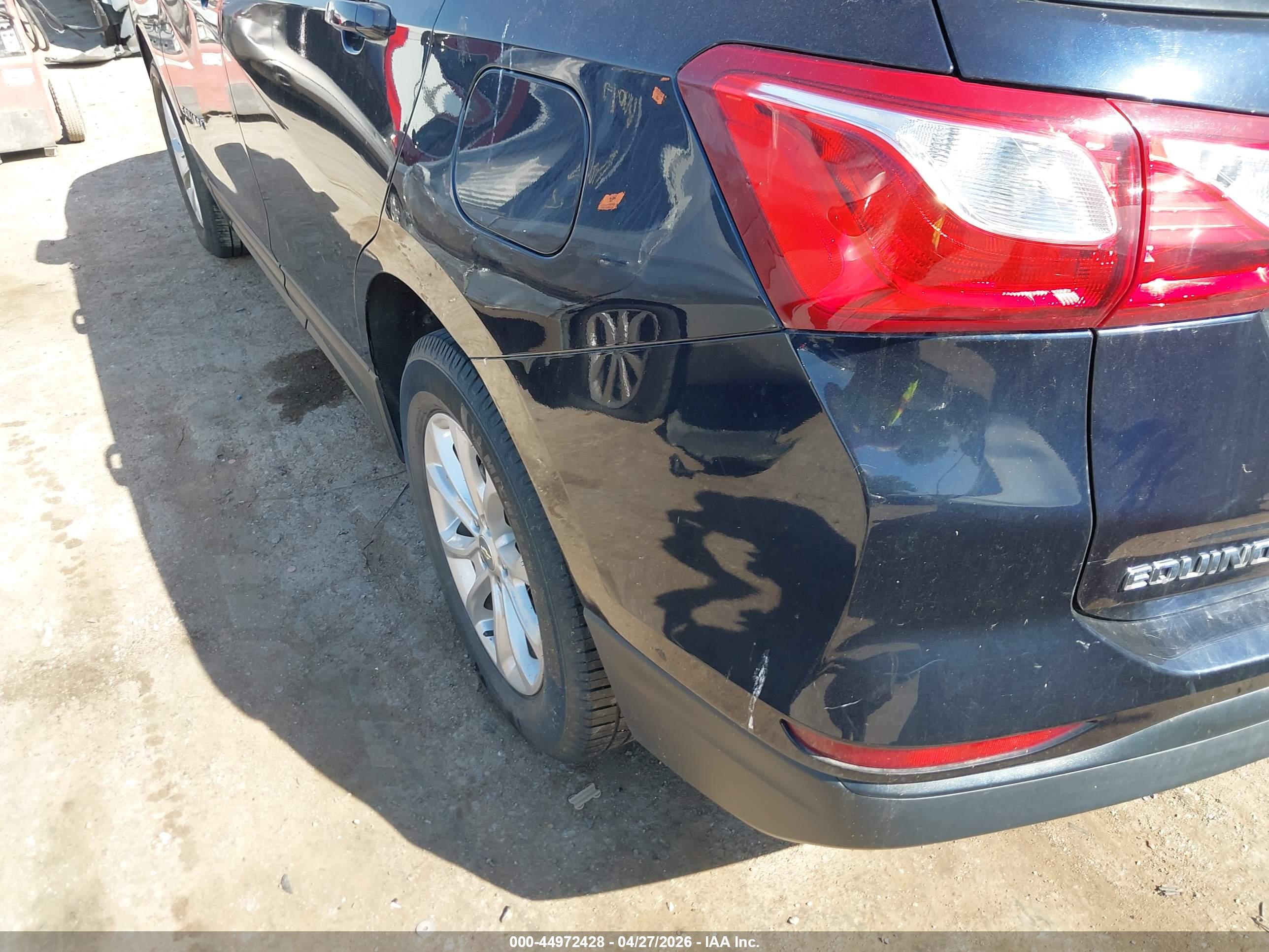 CHEVROLET EQUINOX image 6