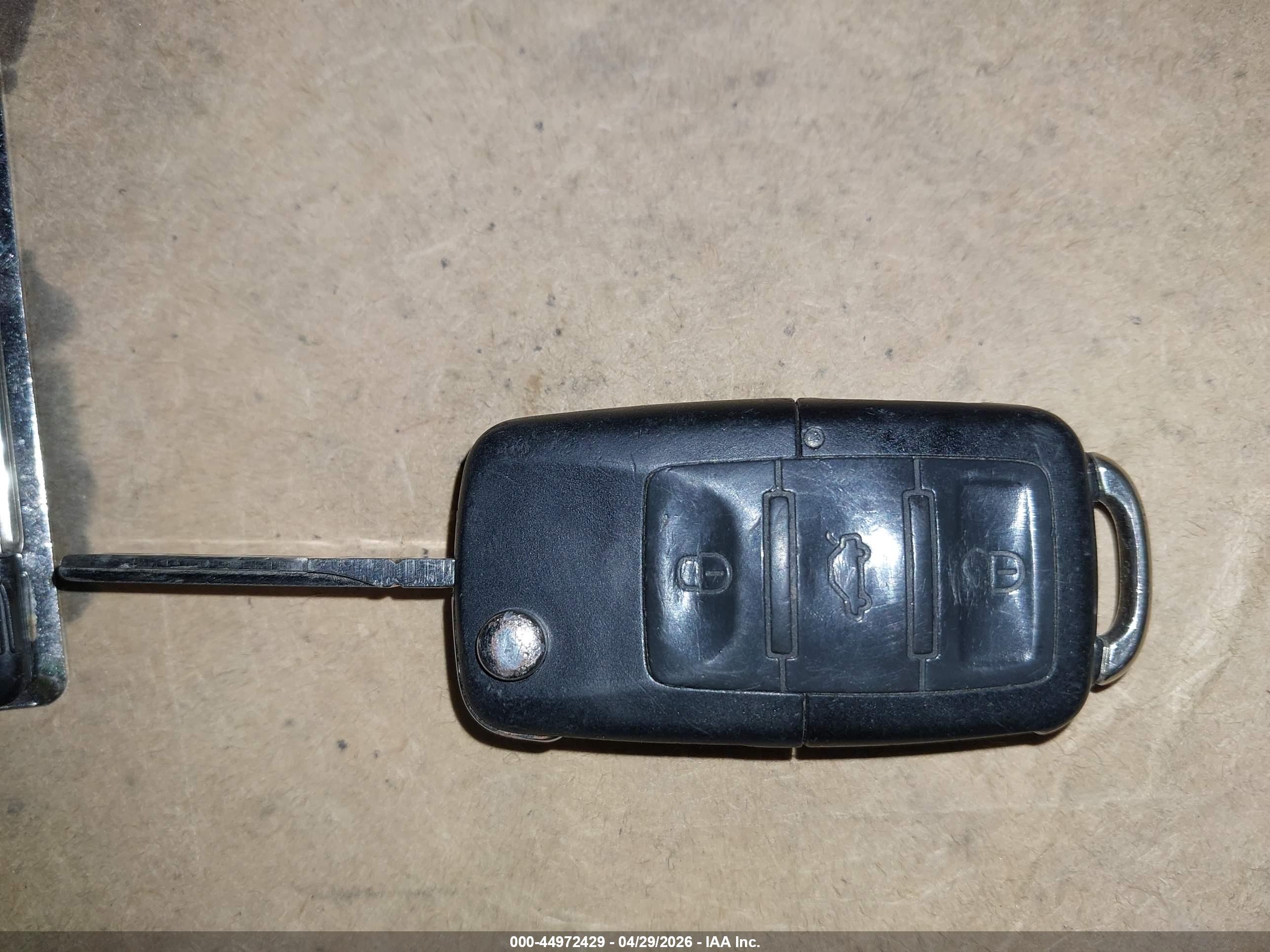 VOLKSWAGEN JETTA image 11