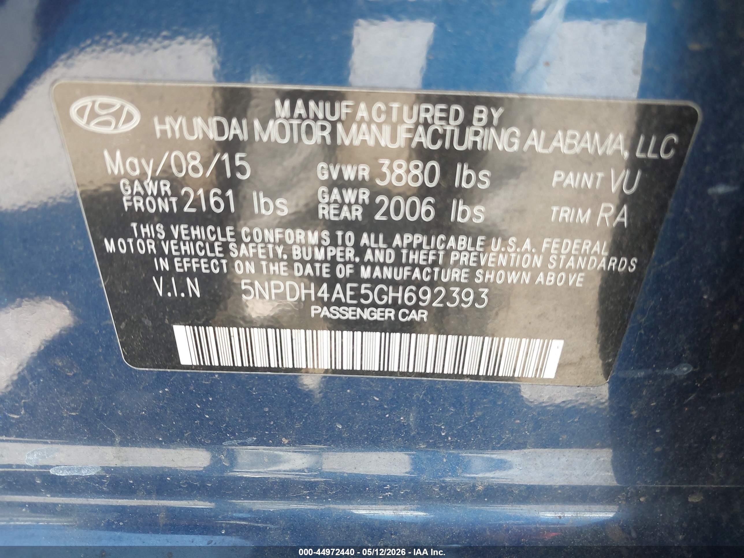 HYUNDAI ELANTRA image 9