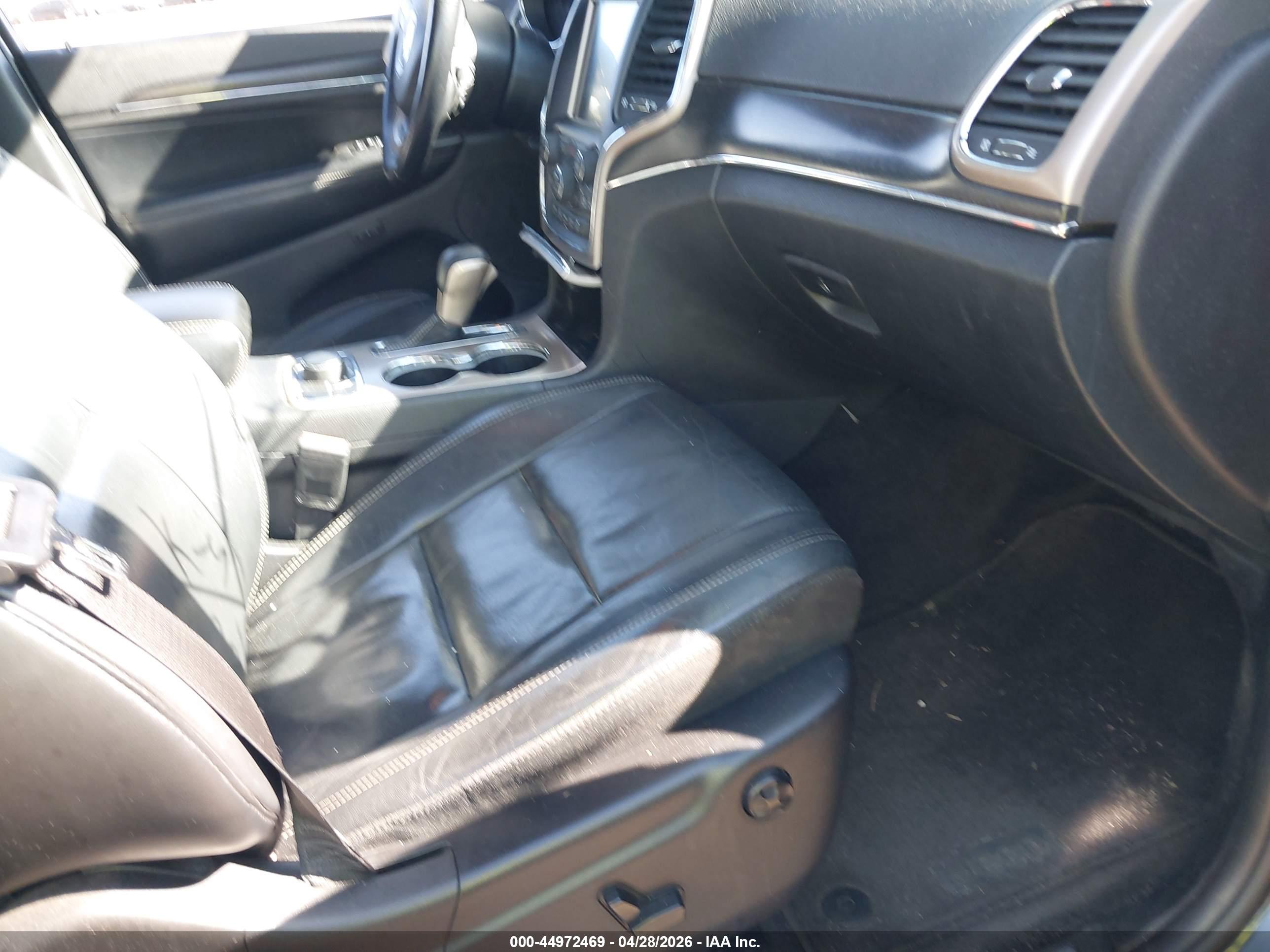 JEEP GRAND image 5