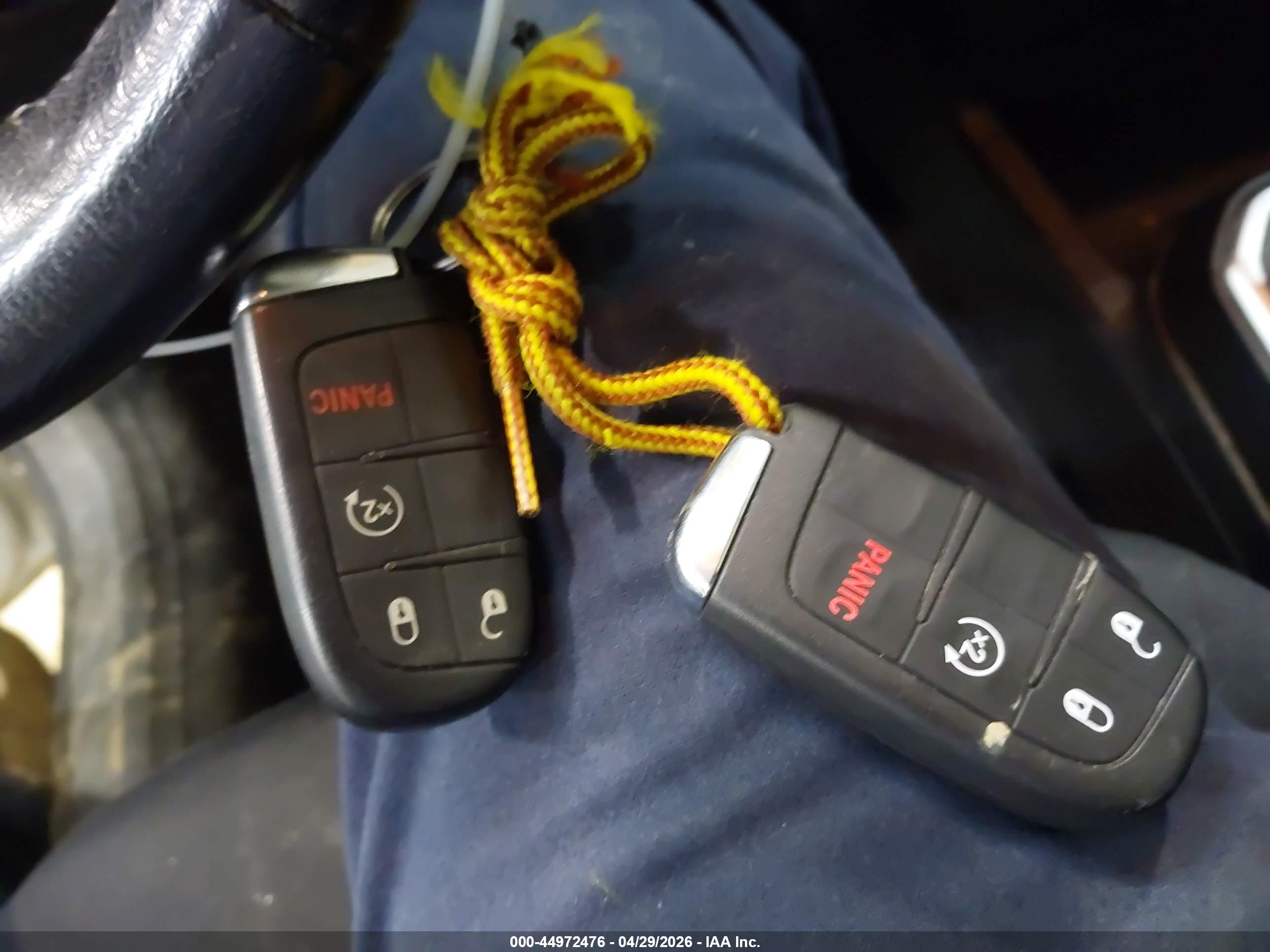 JEEP RENEGADE image 11