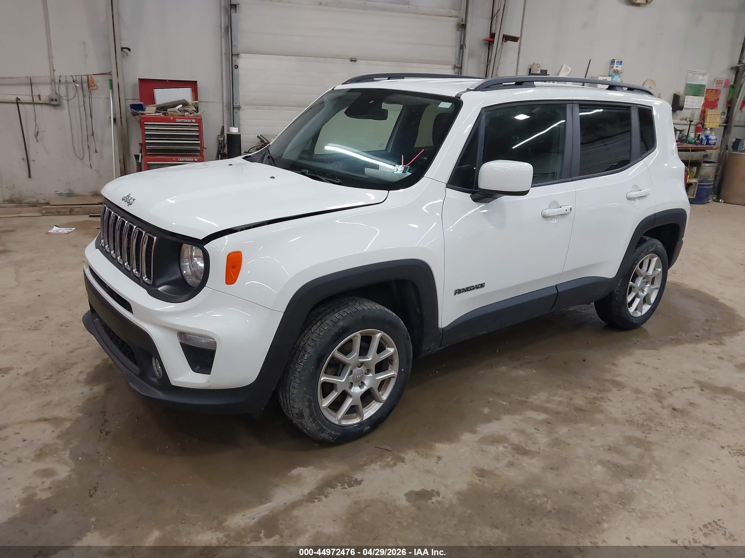 JEEP RENEGADE image 2