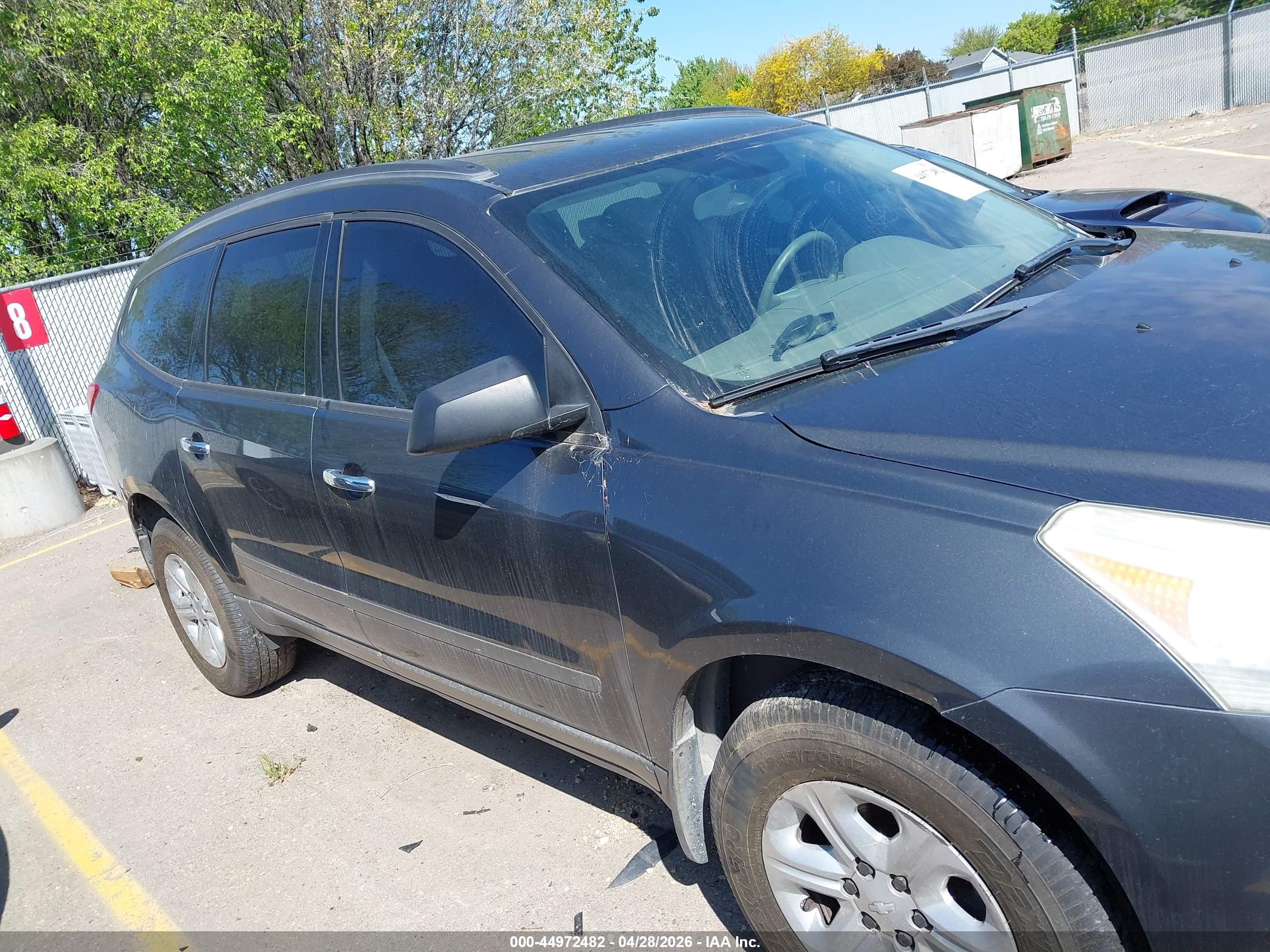 CHEVROLET TRAVERSE image 6
