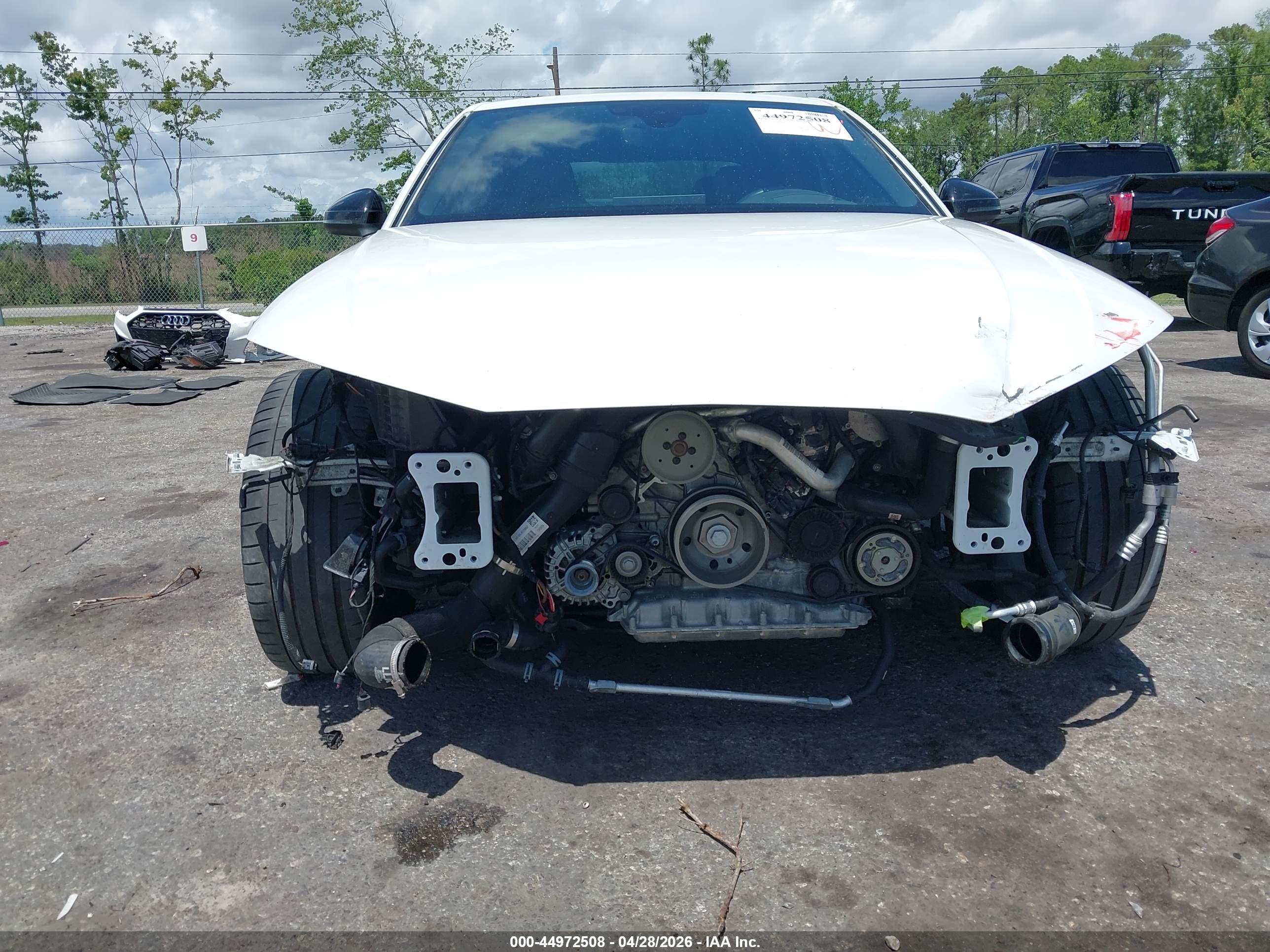 AUDI S4 image 6
