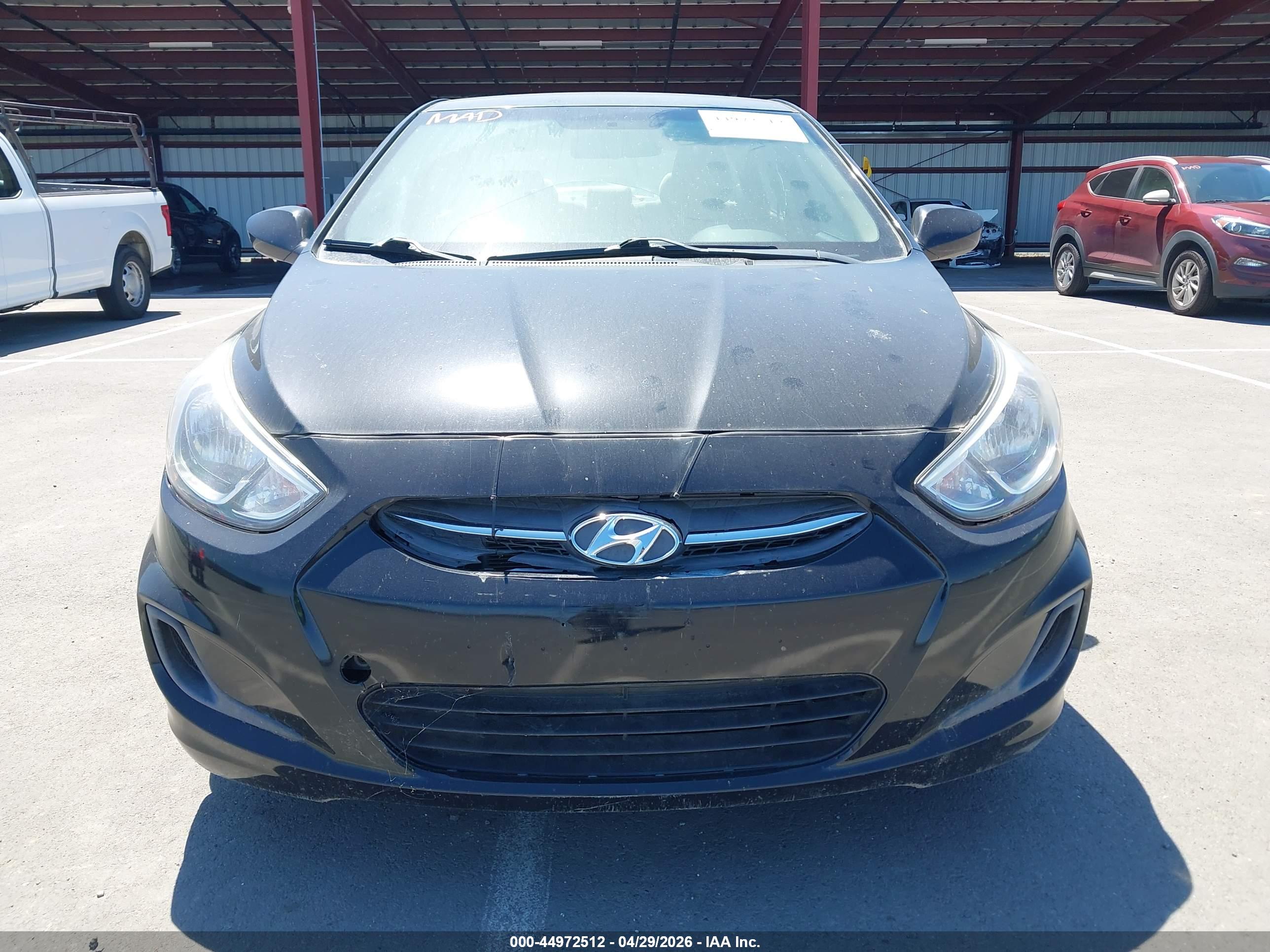 HYUNDAI ACCENT image 6