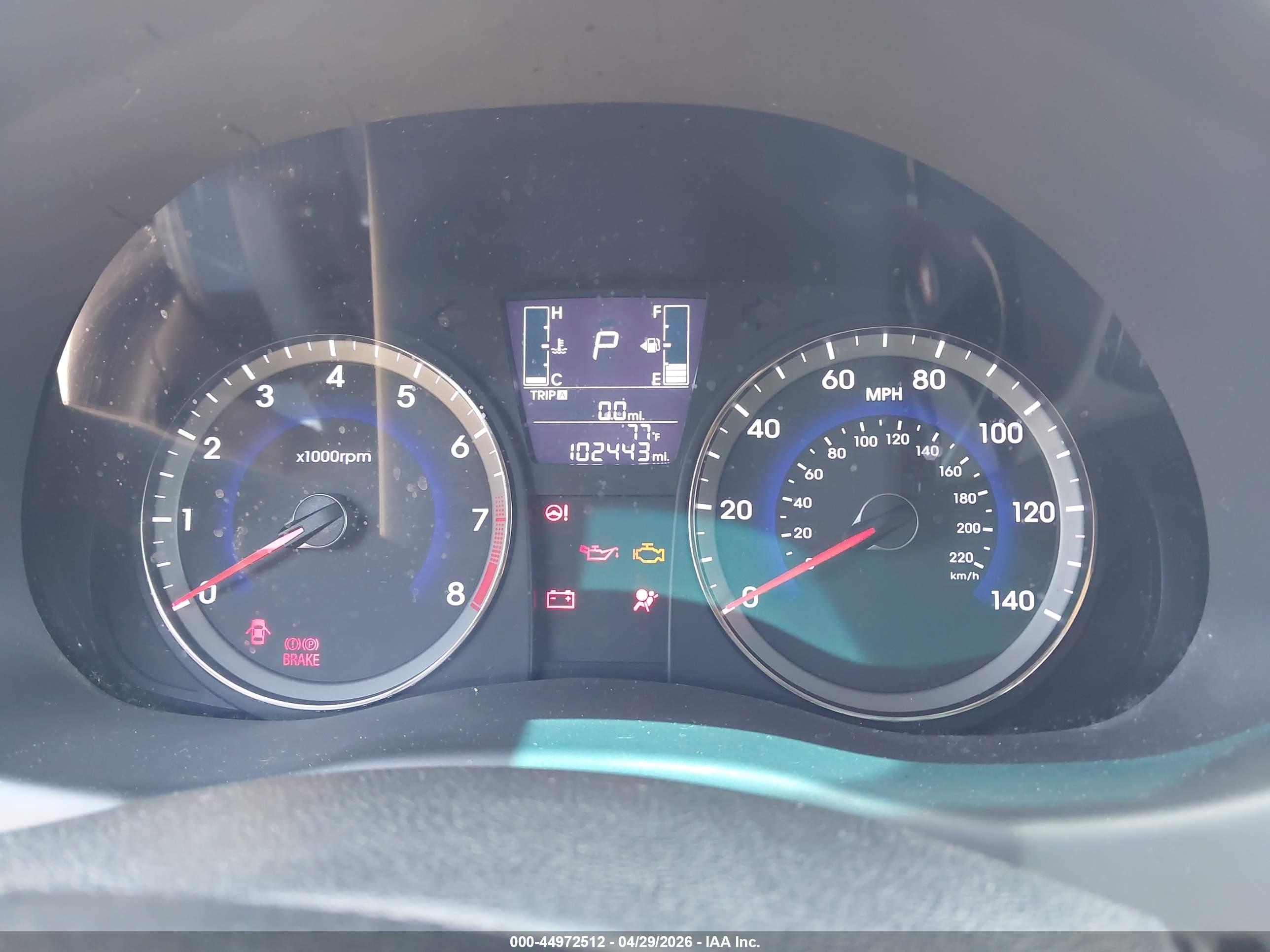 HYUNDAI ACCENT image 7