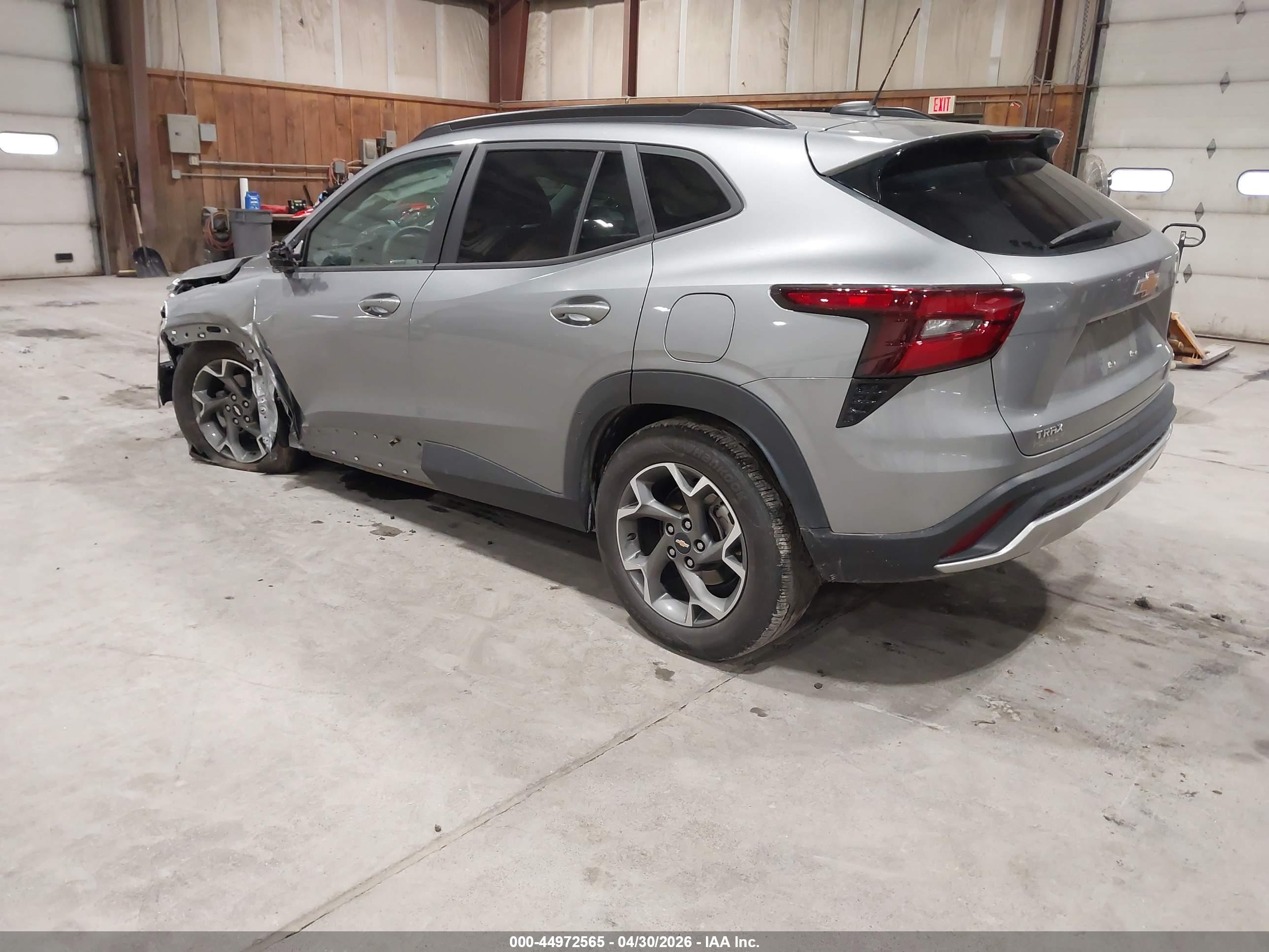 CHEVROLET TRAX image 3
