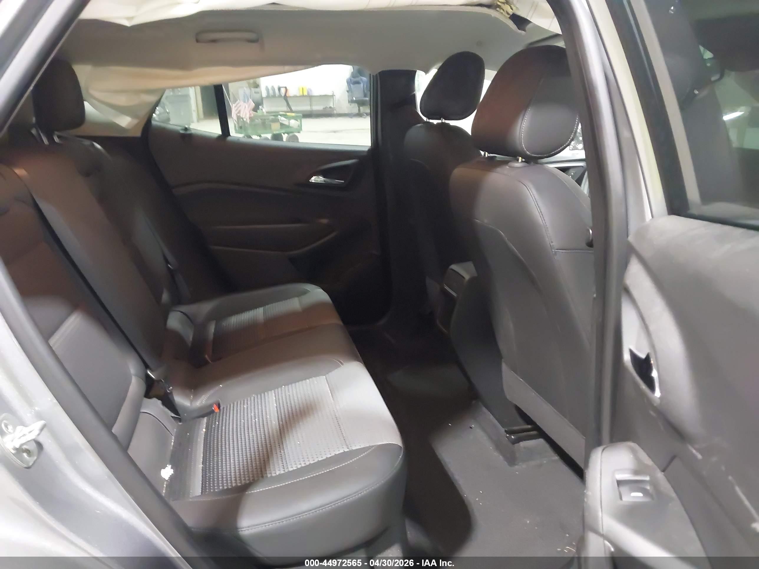 CHEVROLET TRAX image 8