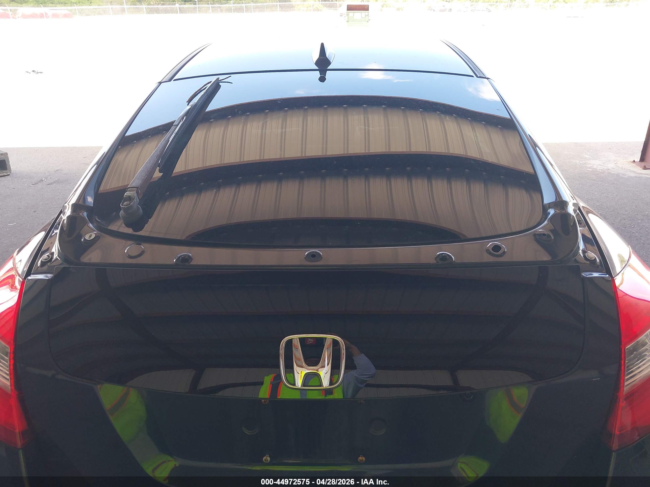 HONDA CROSSTOUR image 6