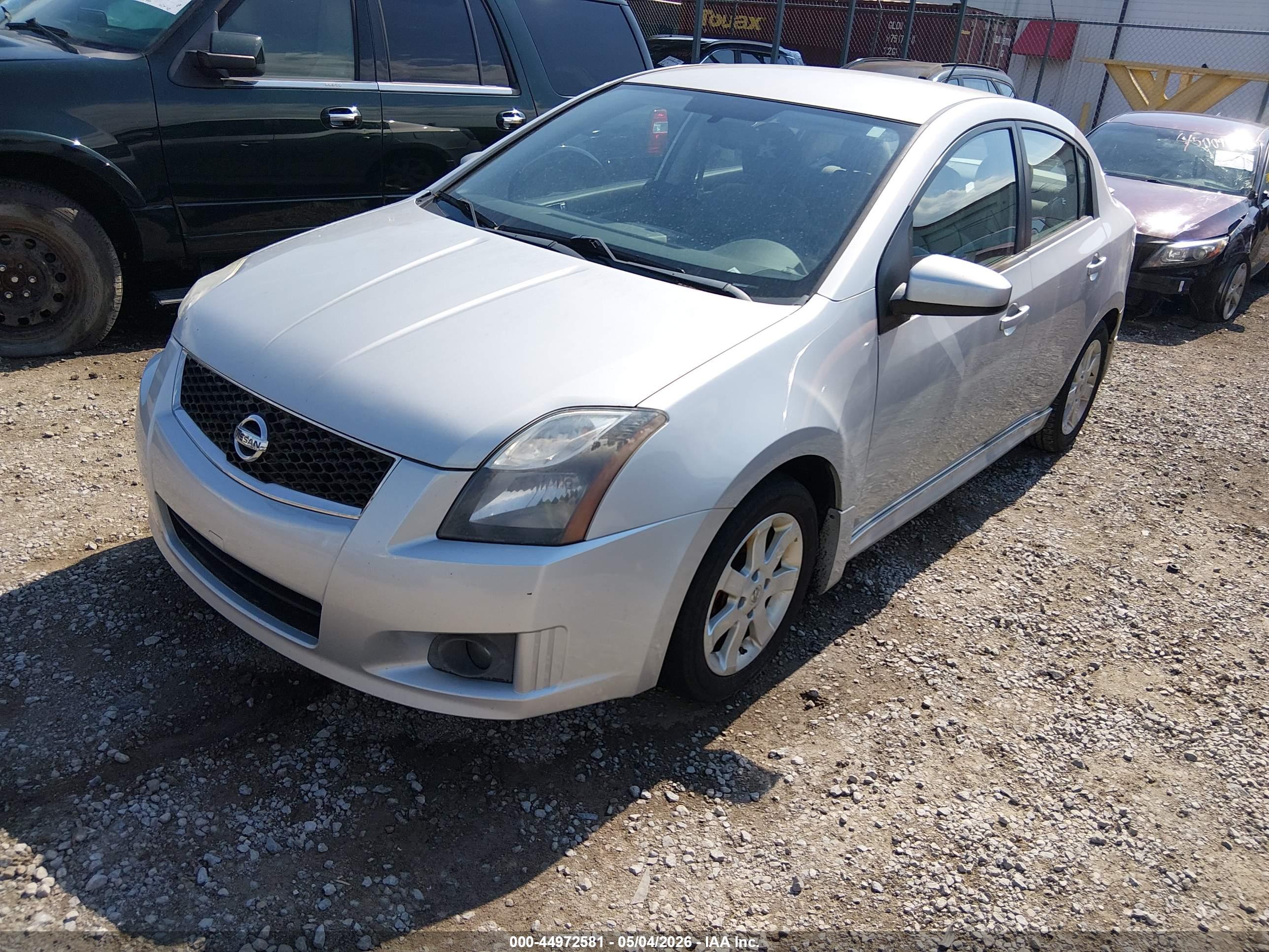 NISSAN SENTRA image 2