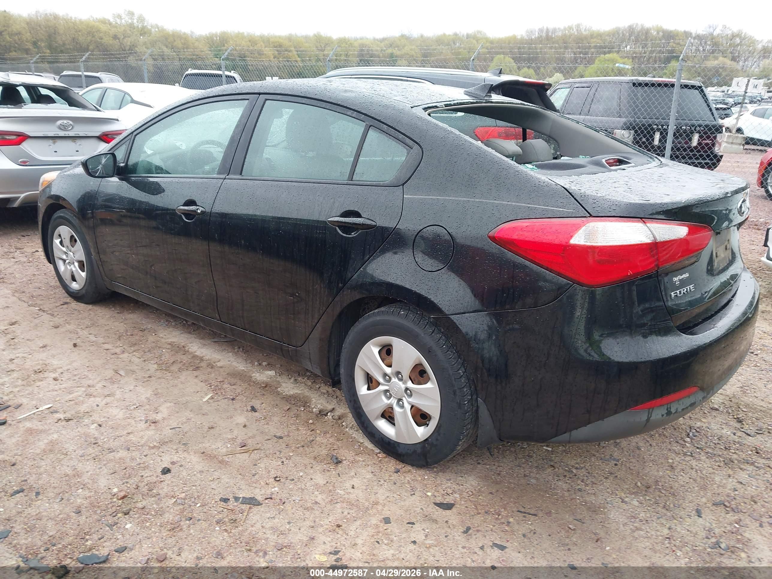 KIA FORTE image 3