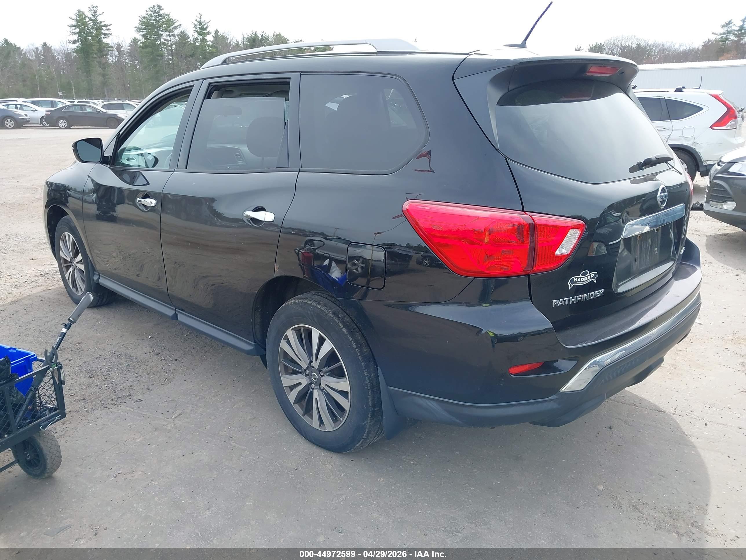 NISSAN PATHFINDER image 3