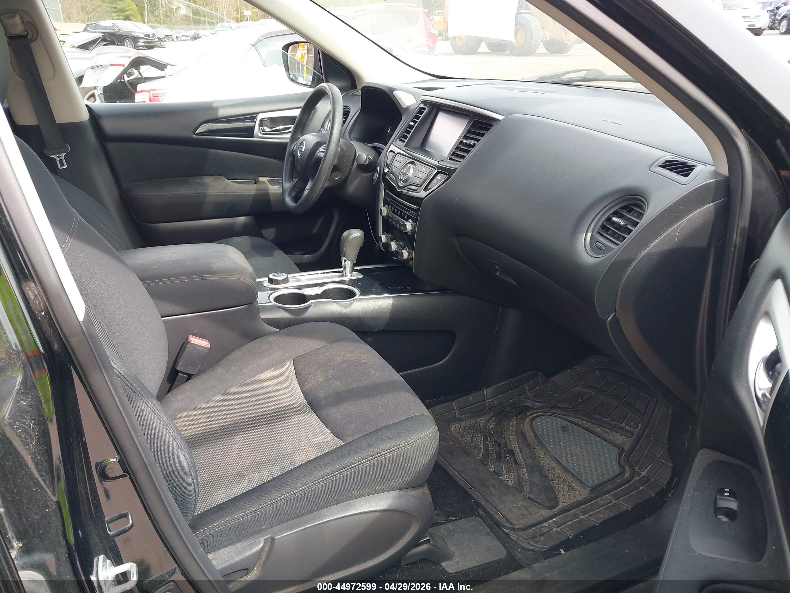 NISSAN PATHFINDER image 5