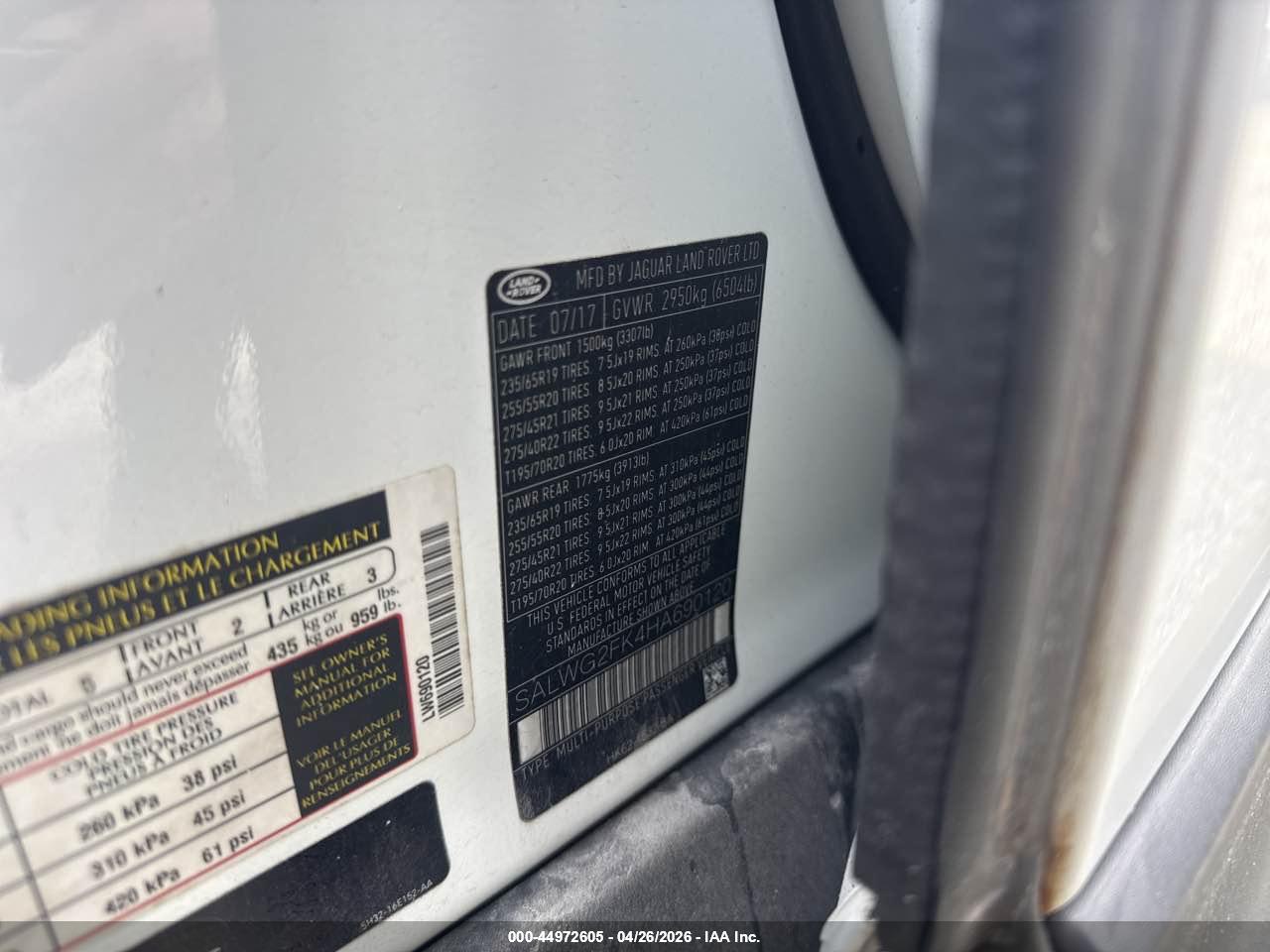 LAND ROVER image 9