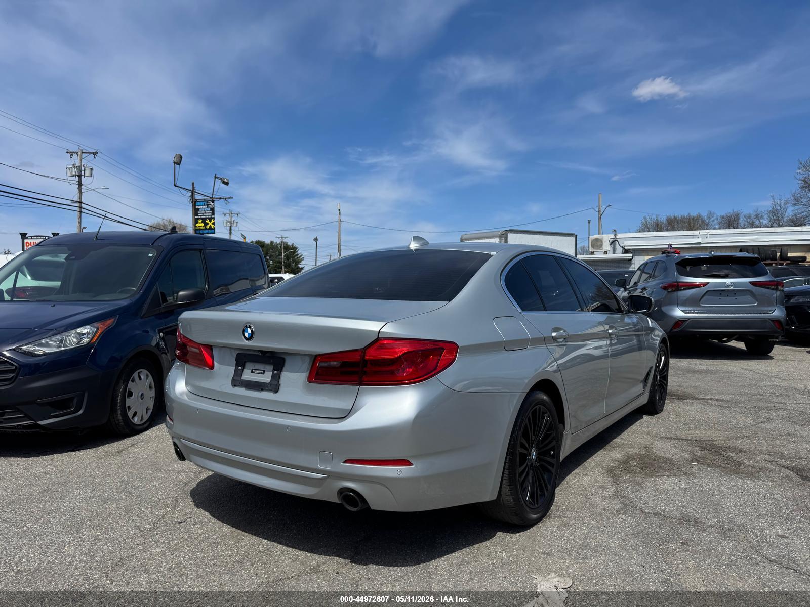 BMW 530I image 4