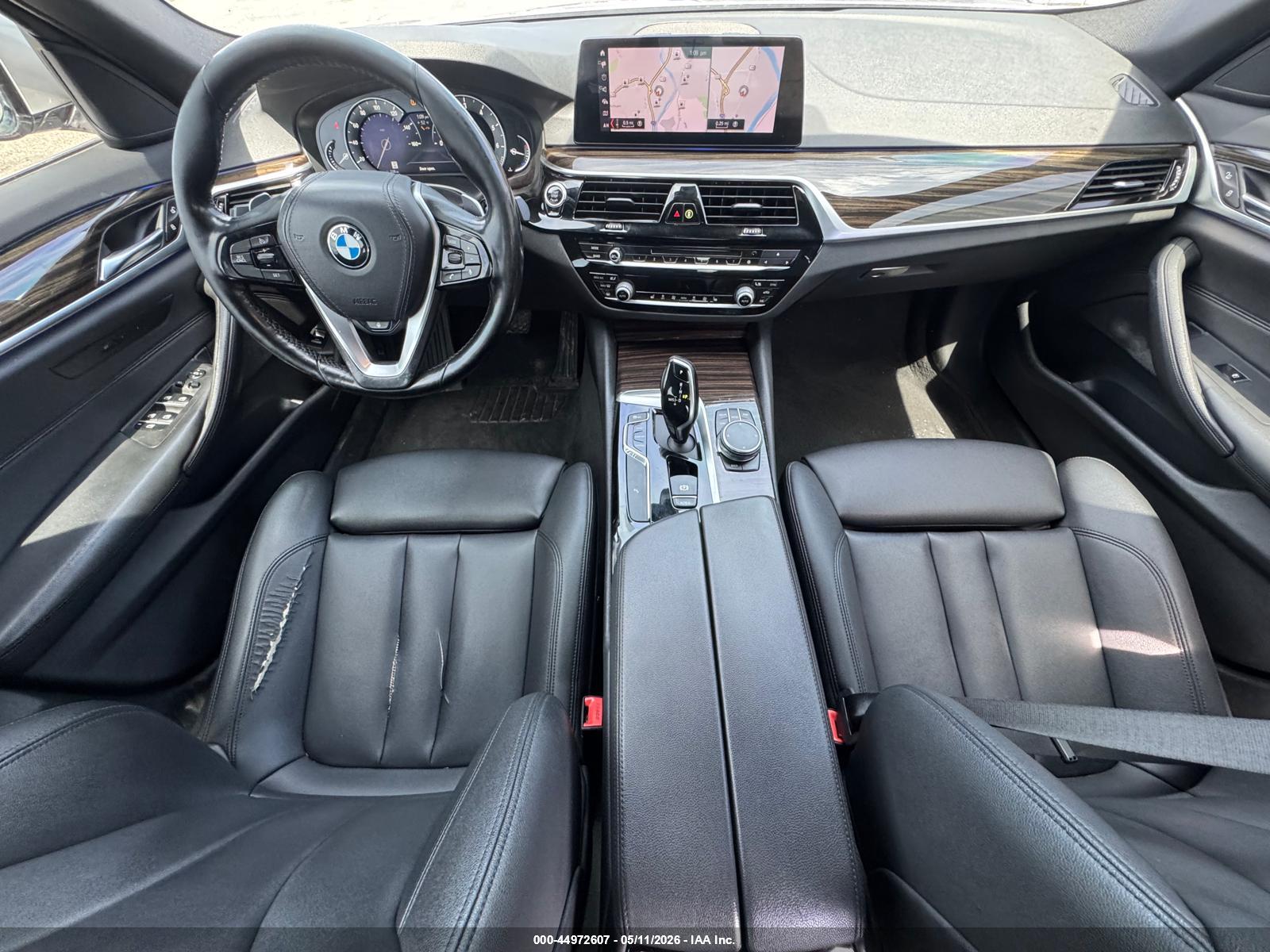 BMW 530I image 8