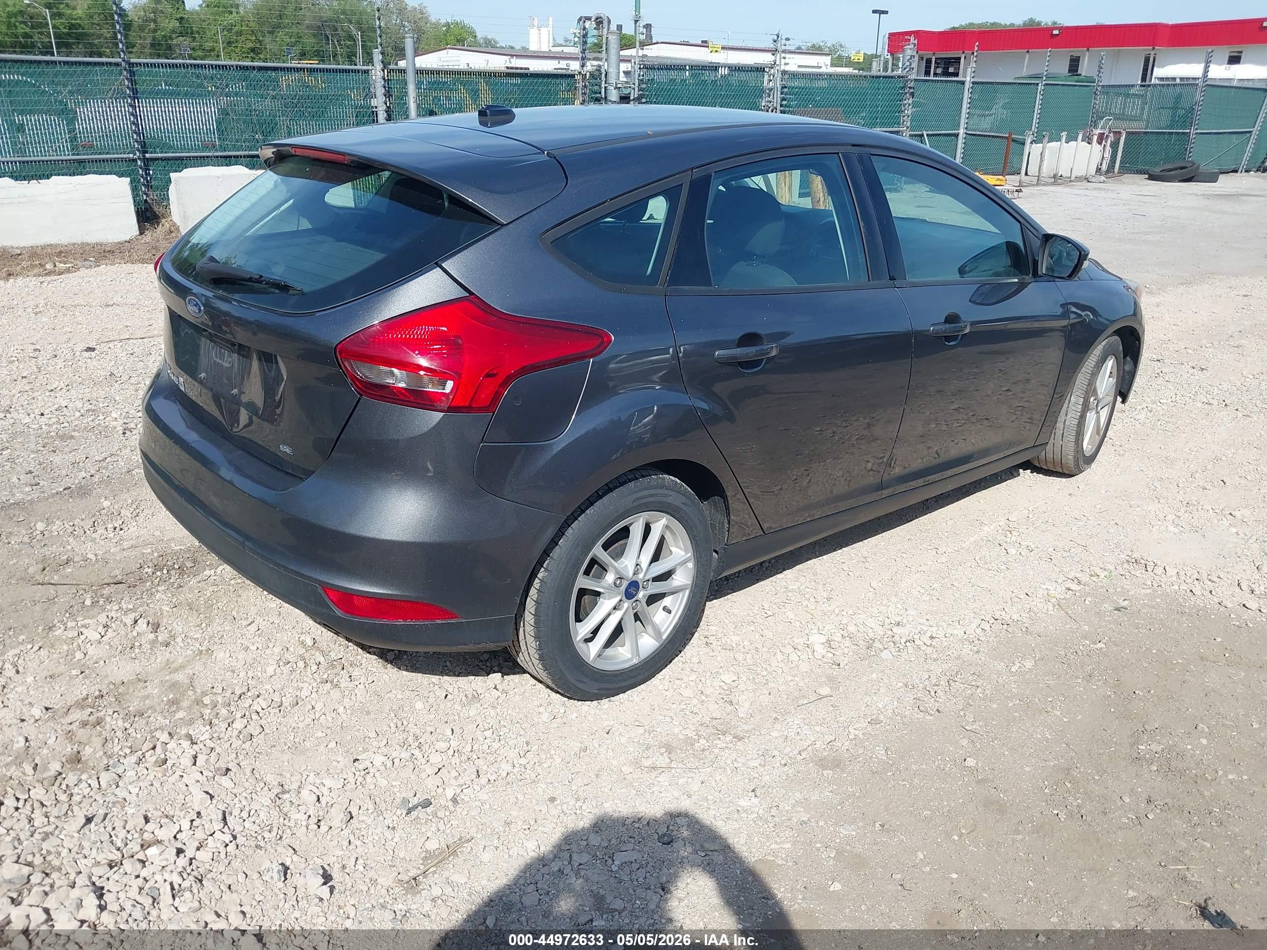 FORD FOCUS image 4