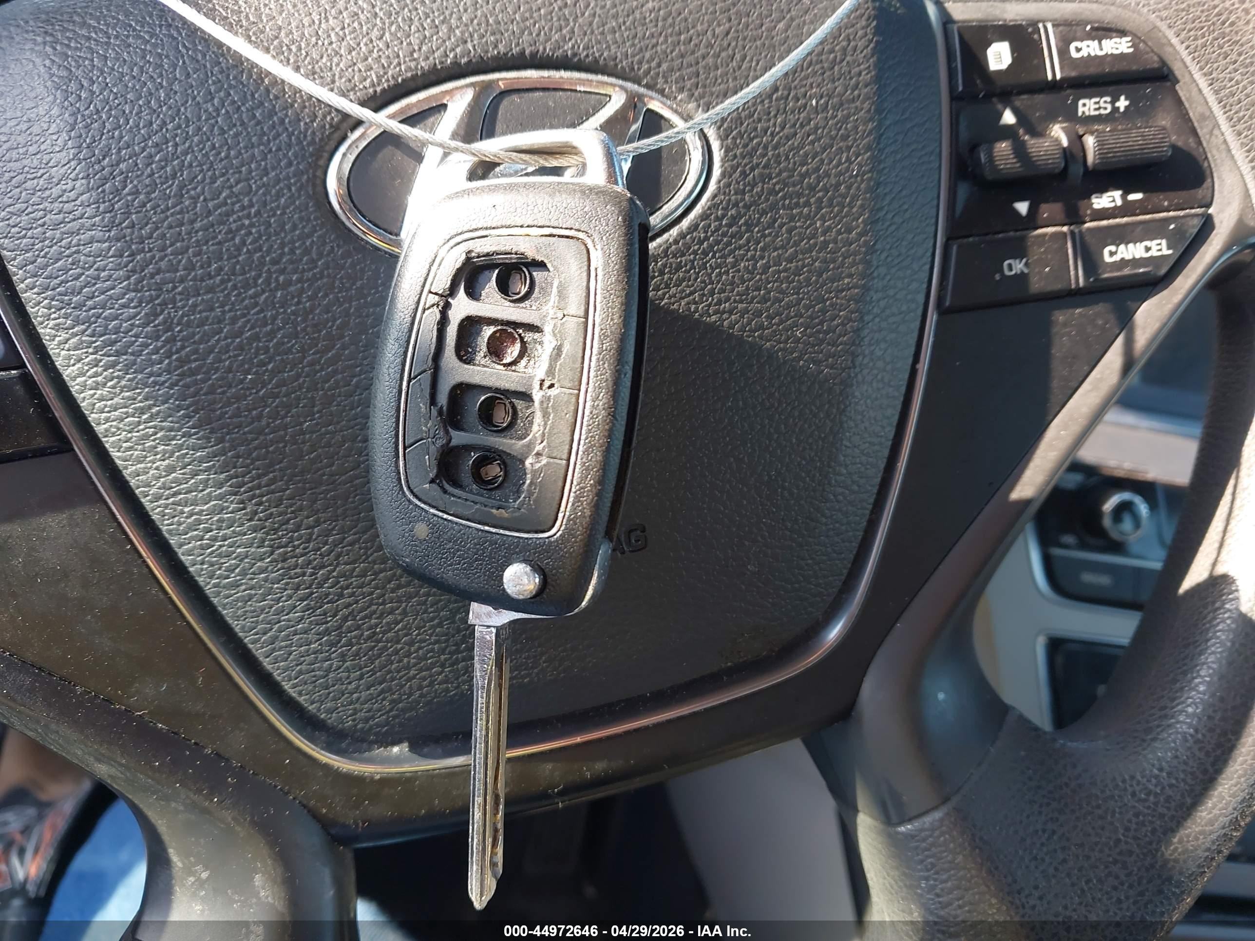 HYUNDAI SONATA image 11