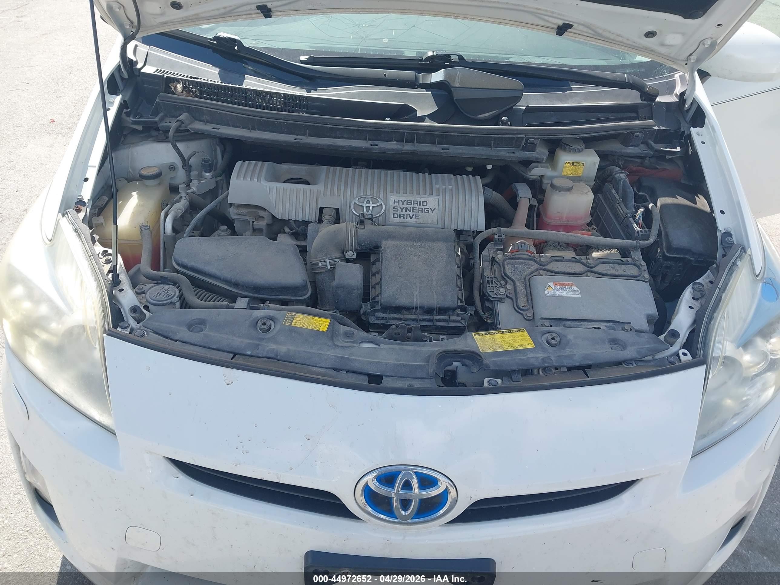 TOYOTA PRIUS image 10
