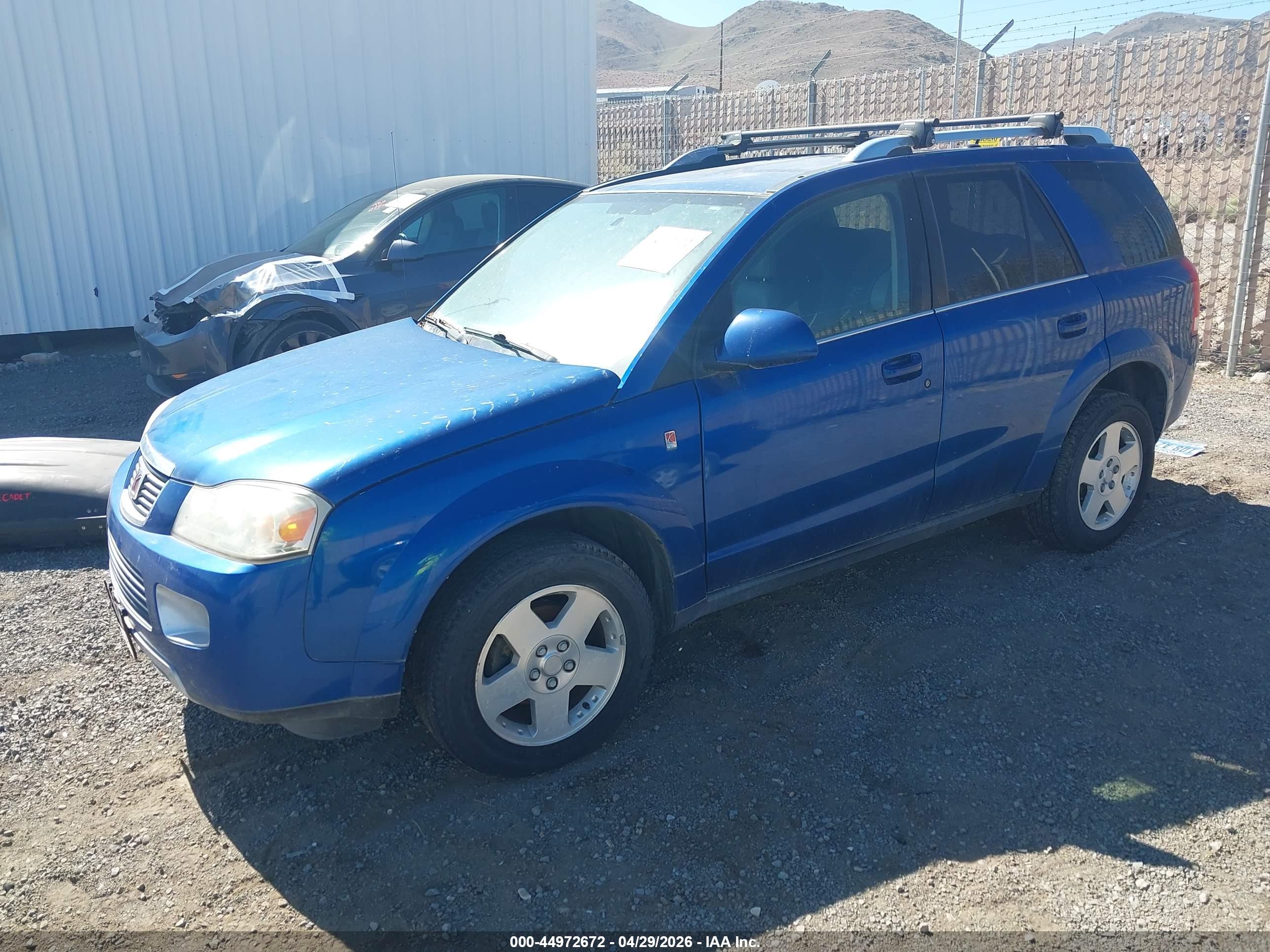 SATURN VUE image 2