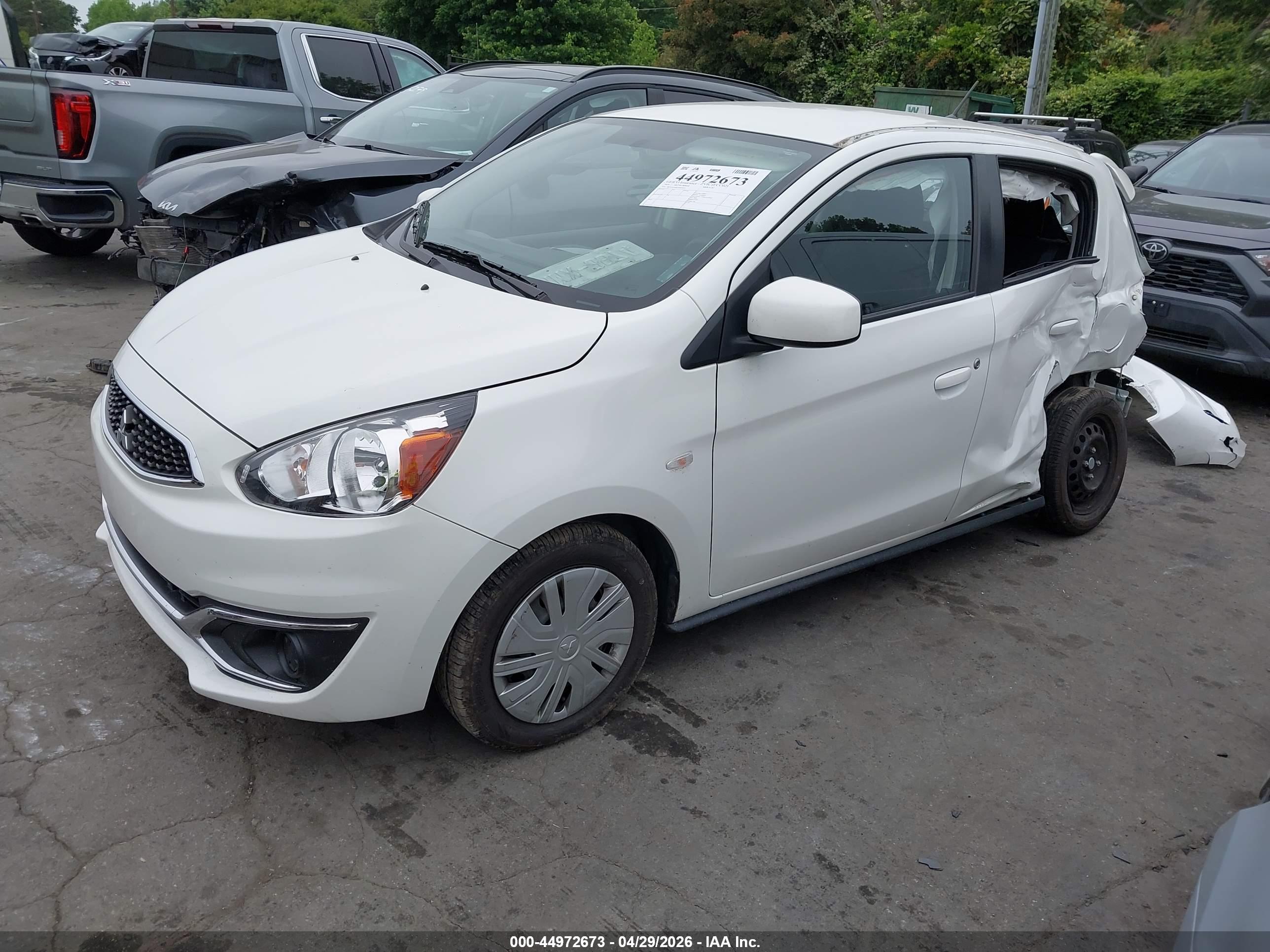 MITSUBISHI MIRAGE image 2