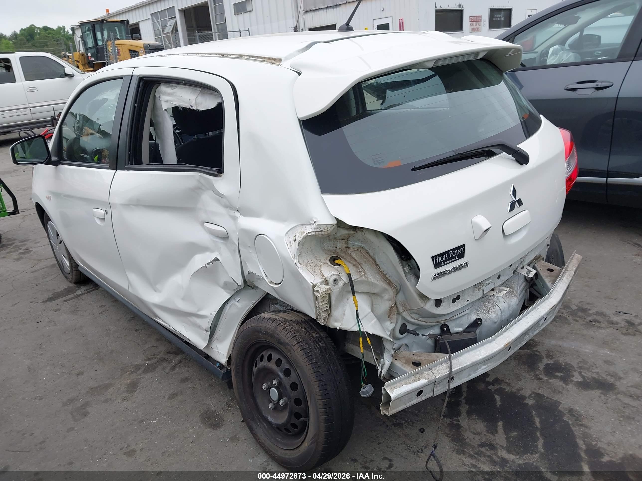 MITSUBISHI MIRAGE image 3