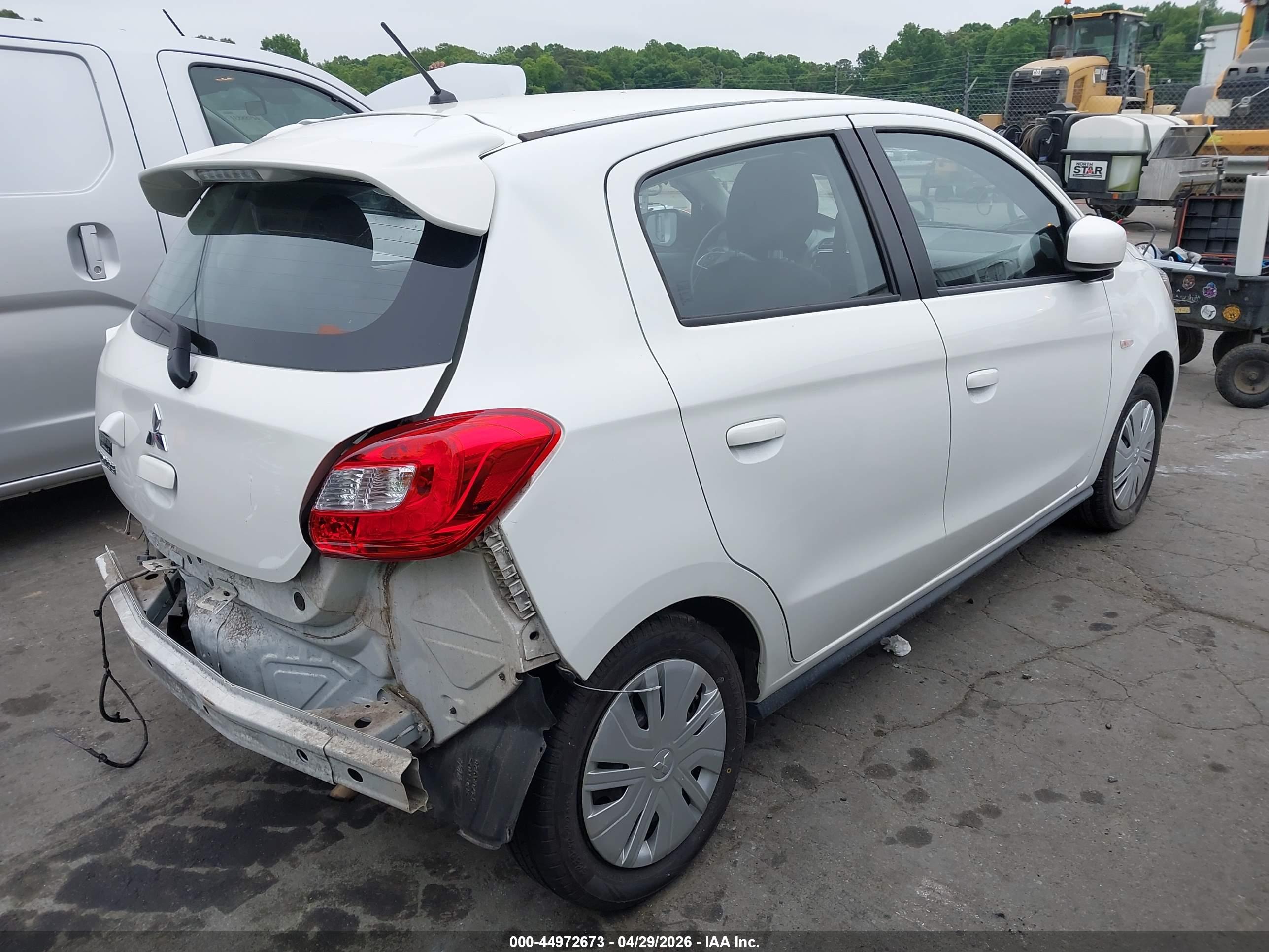MITSUBISHI MIRAGE image 4