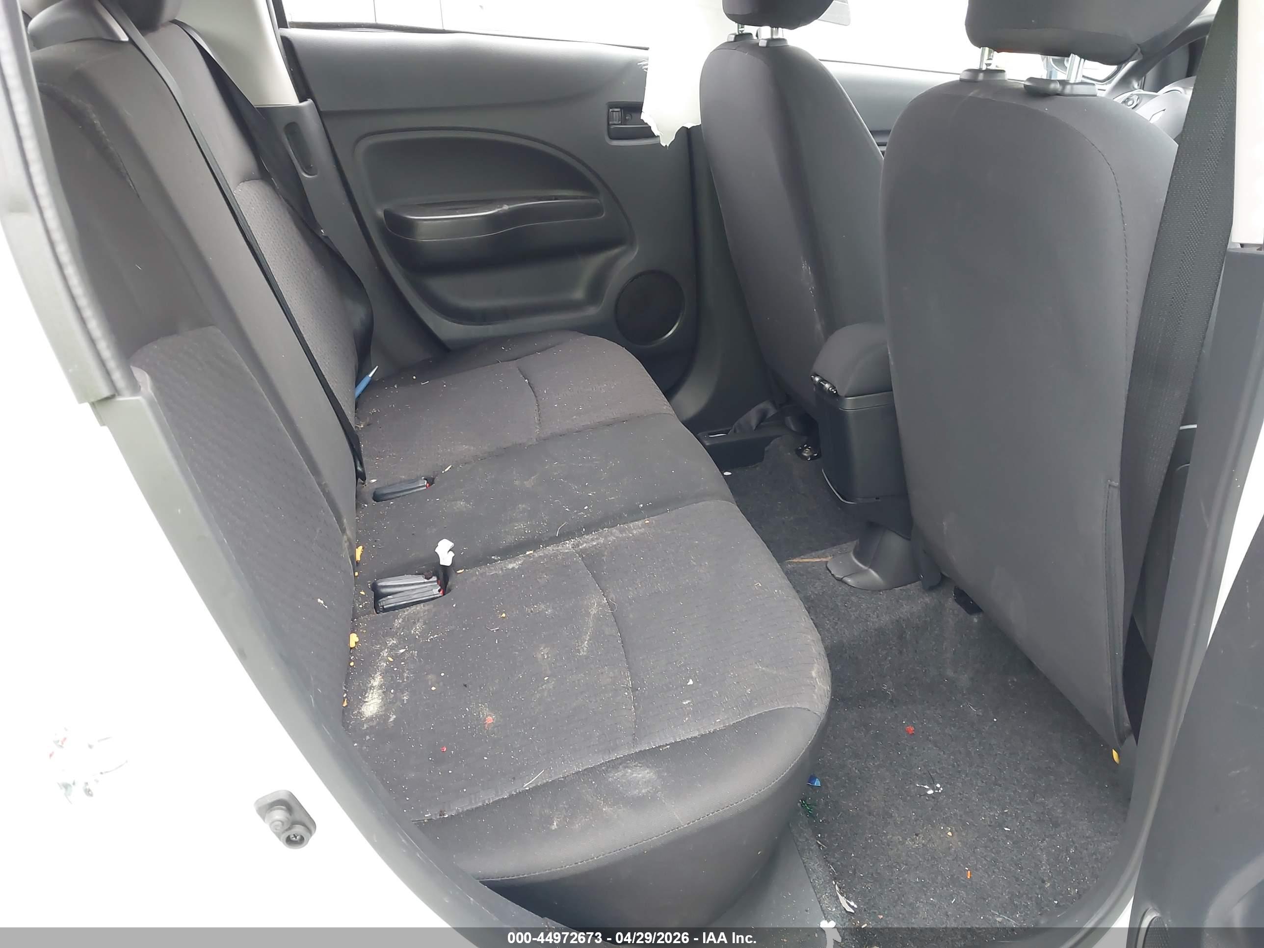 MITSUBISHI MIRAGE image 8