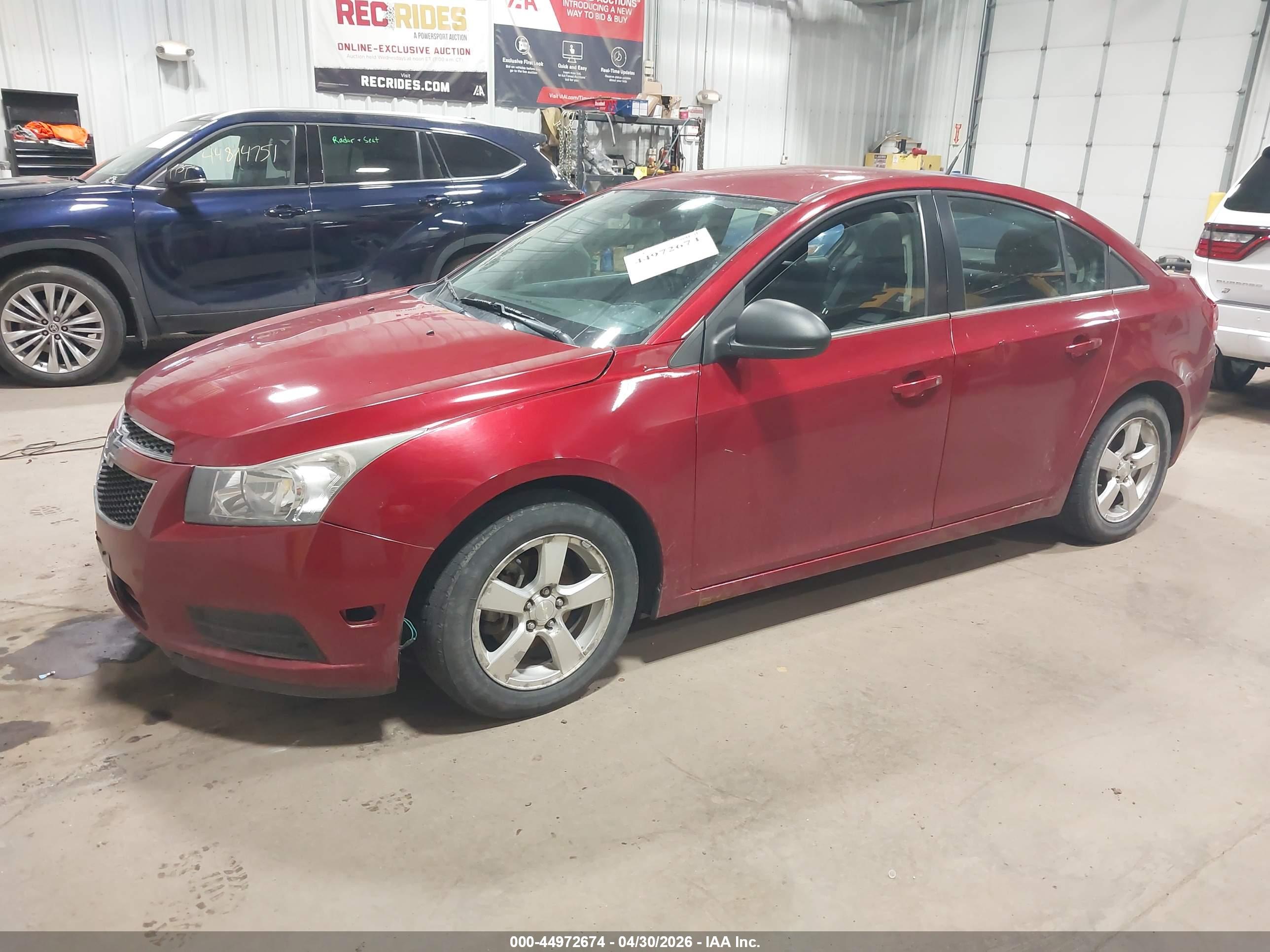CHEVROLET CRUZE image 2