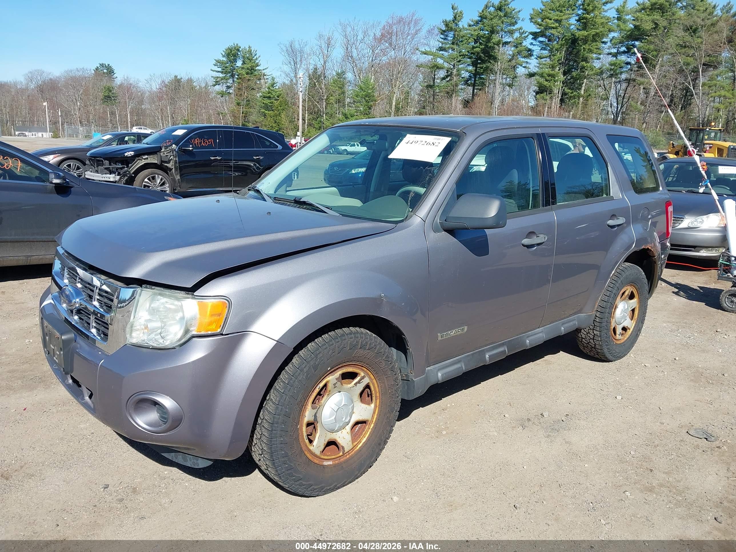 FORD ESCAPE image 2