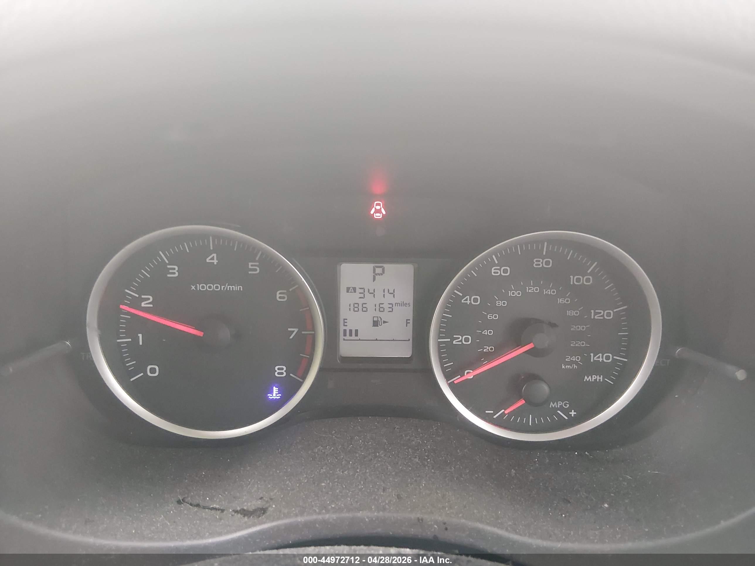 SUBARU FORESTER image 7