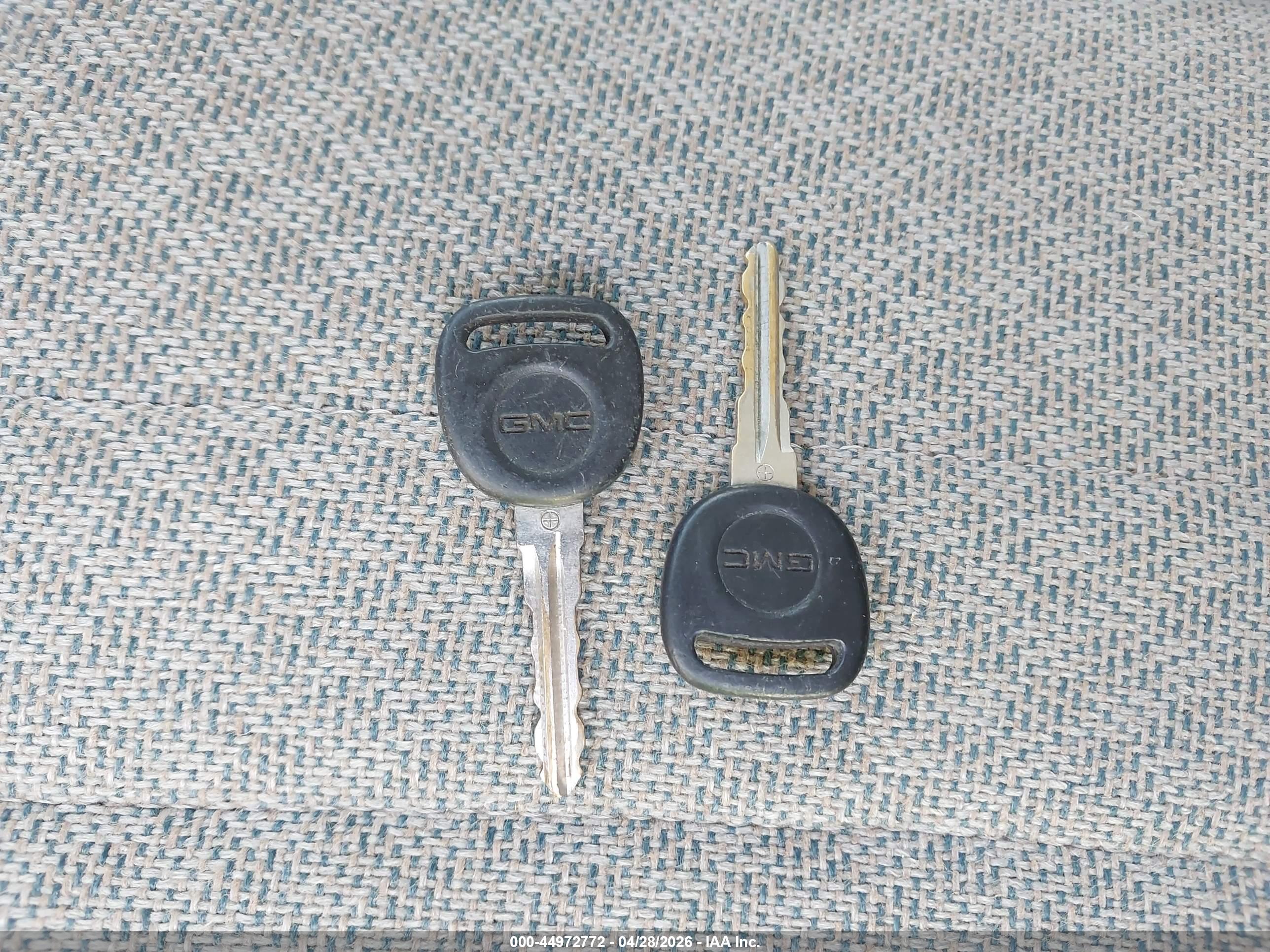 GMC SAVANA image 11