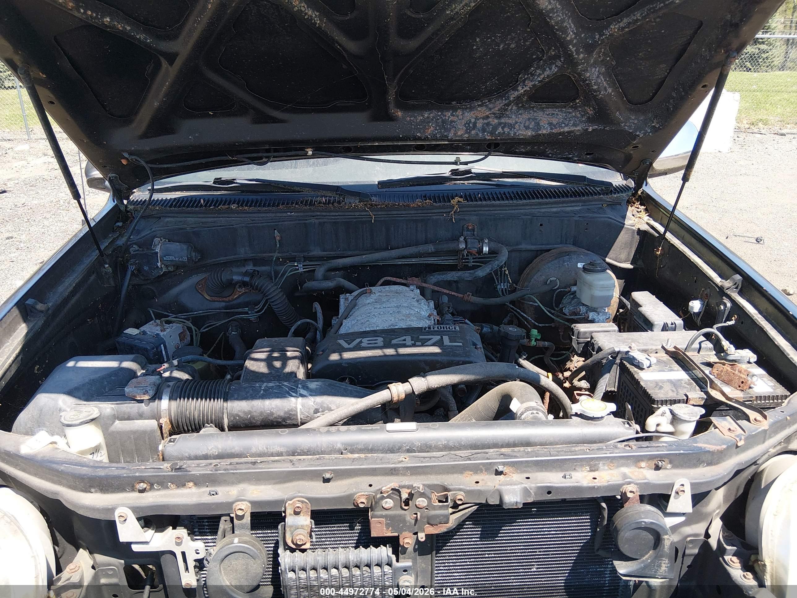 TOYOTA TUNDRA image 10
