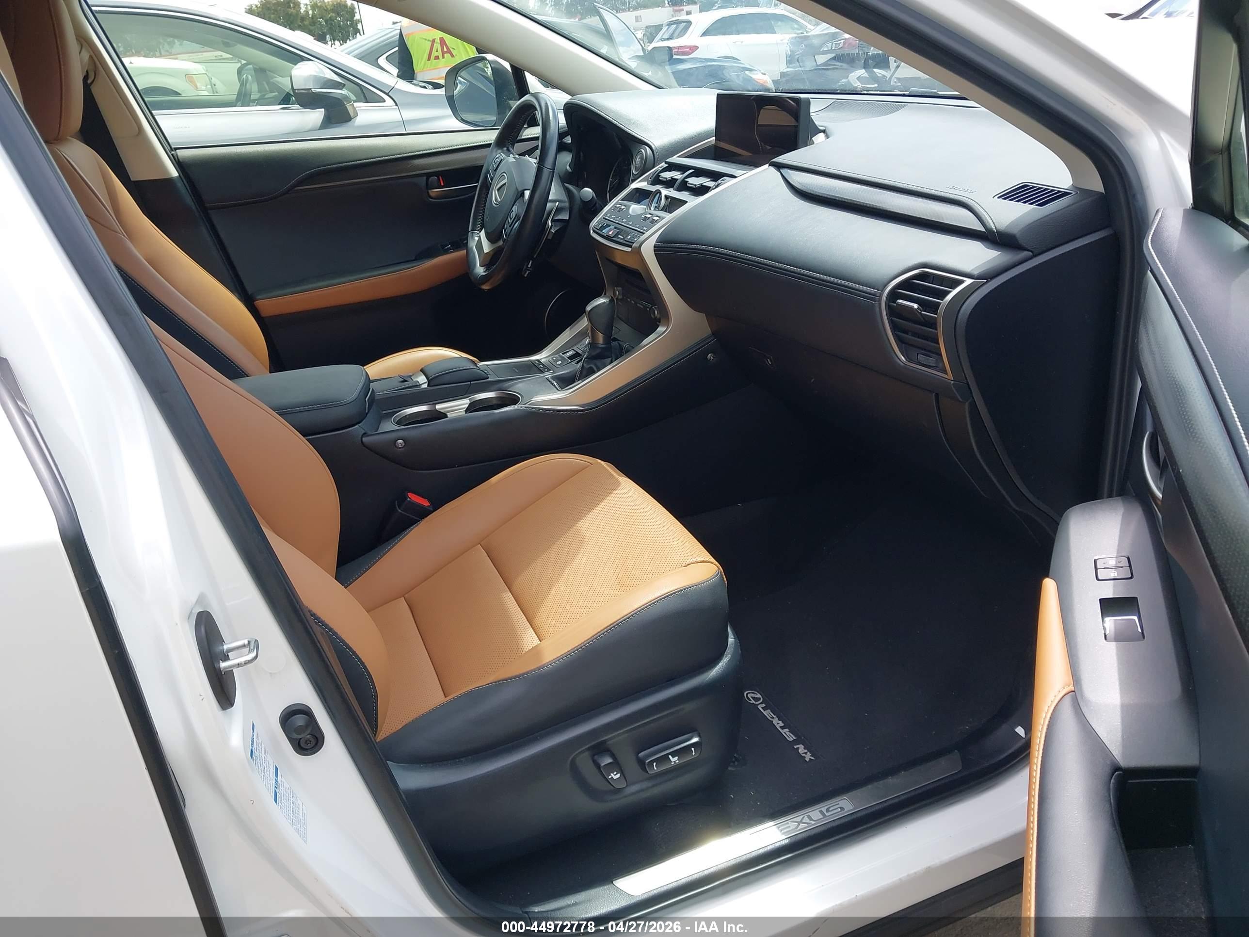 LEXUS NX image 5