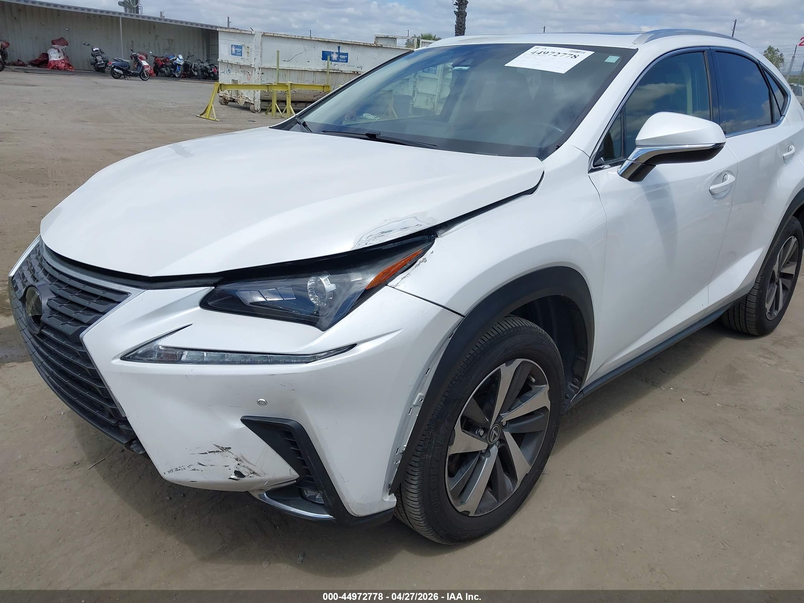 LEXUS NX image 6