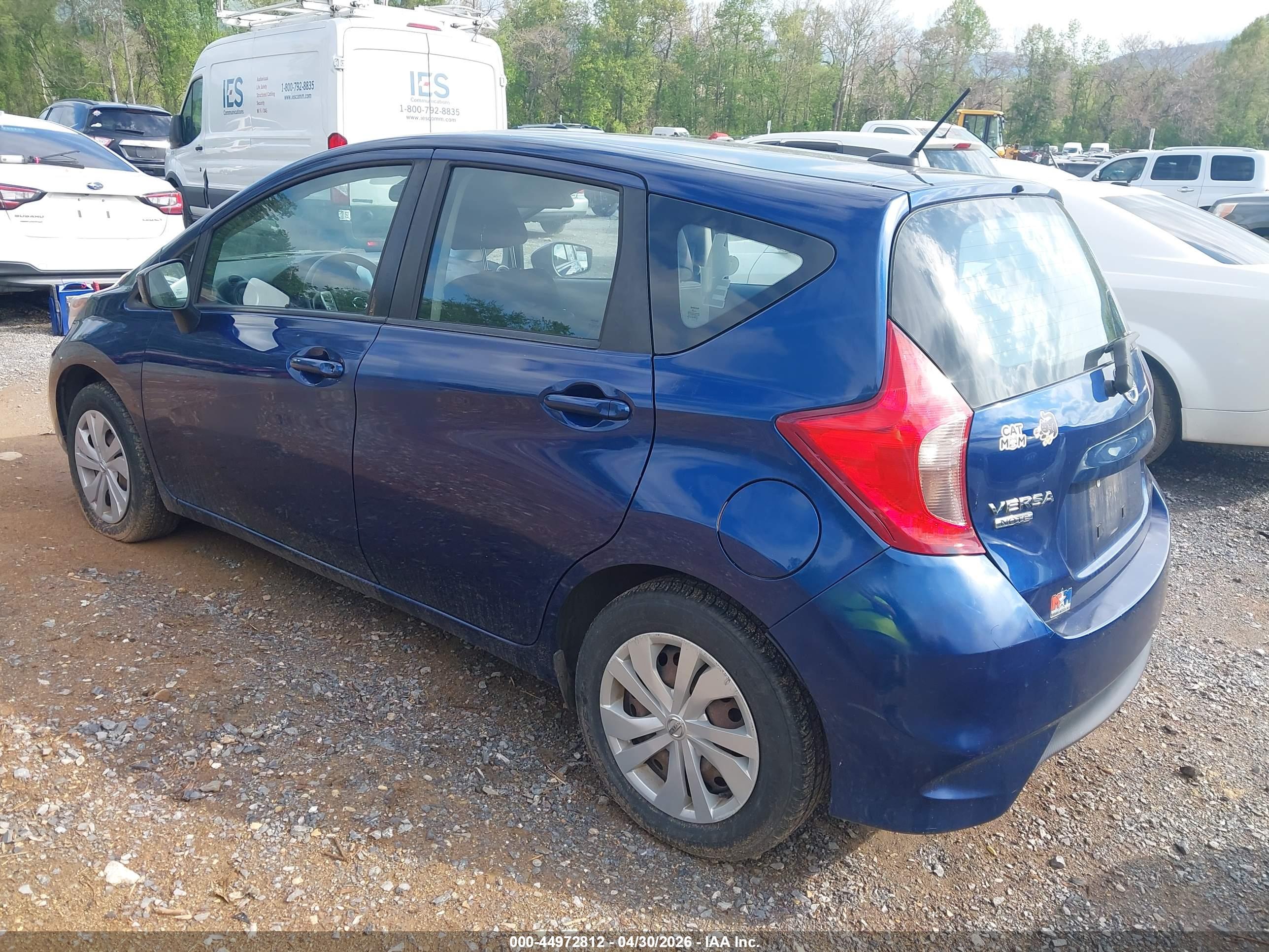 NISSAN VERSA image 3