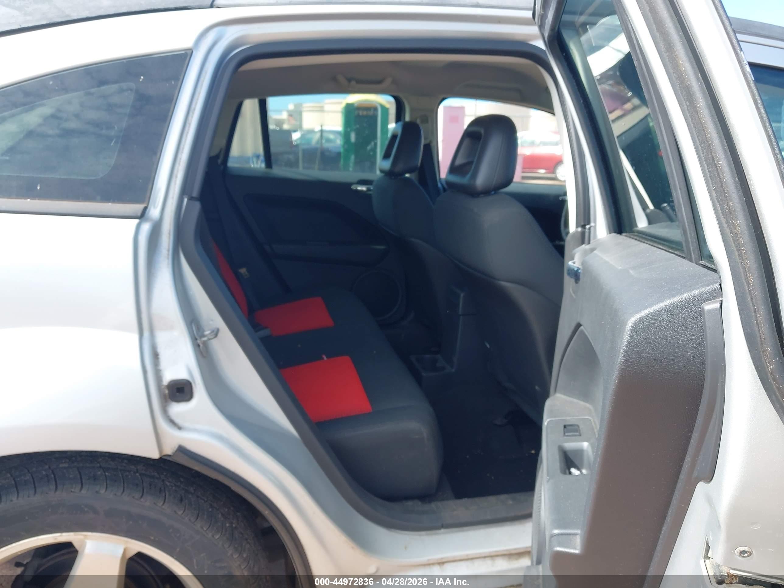 DODGE CALIBER image 8