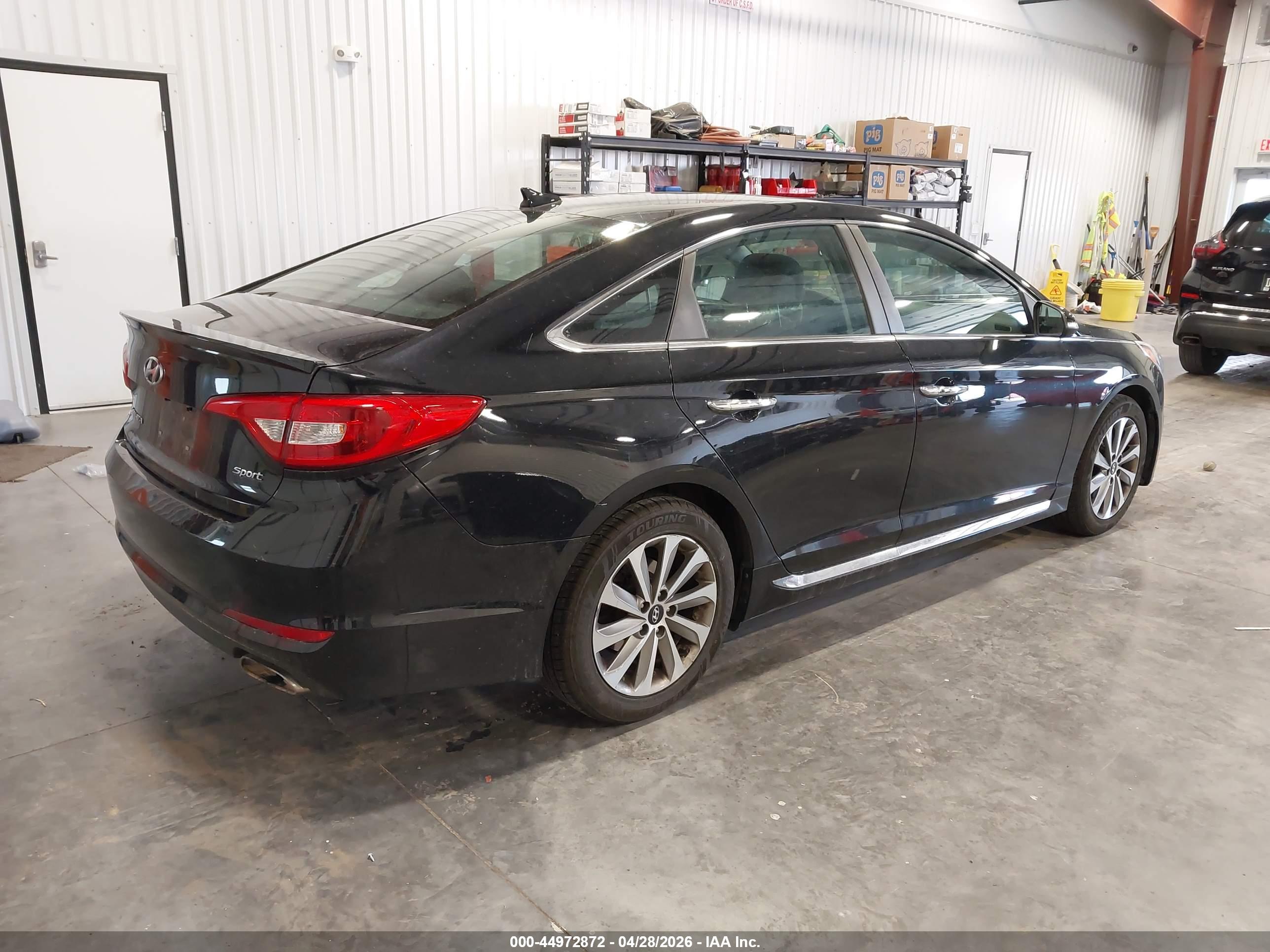 HYUNDAI SONATA image 4