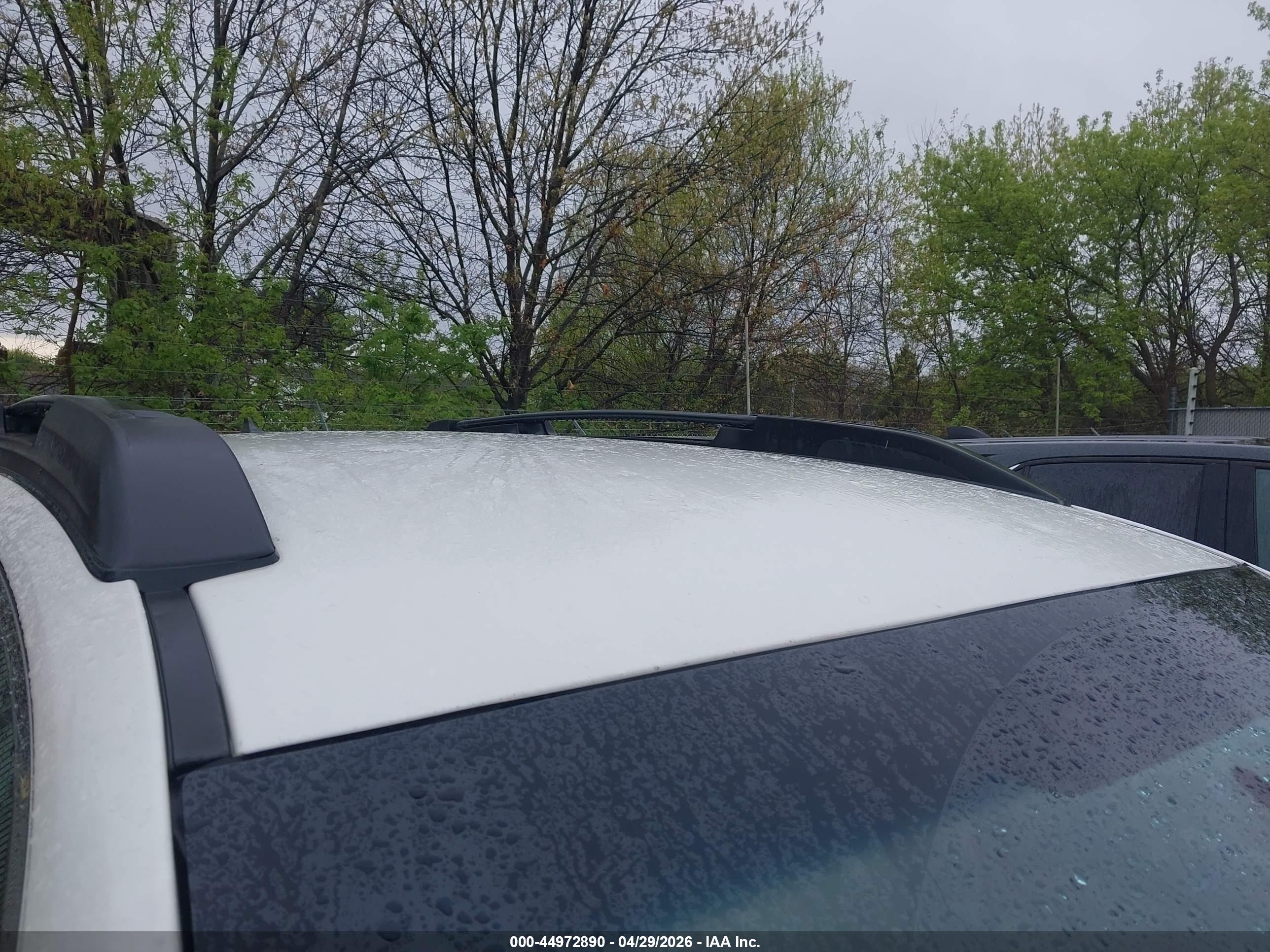 SUBARU OUTBACK image 6